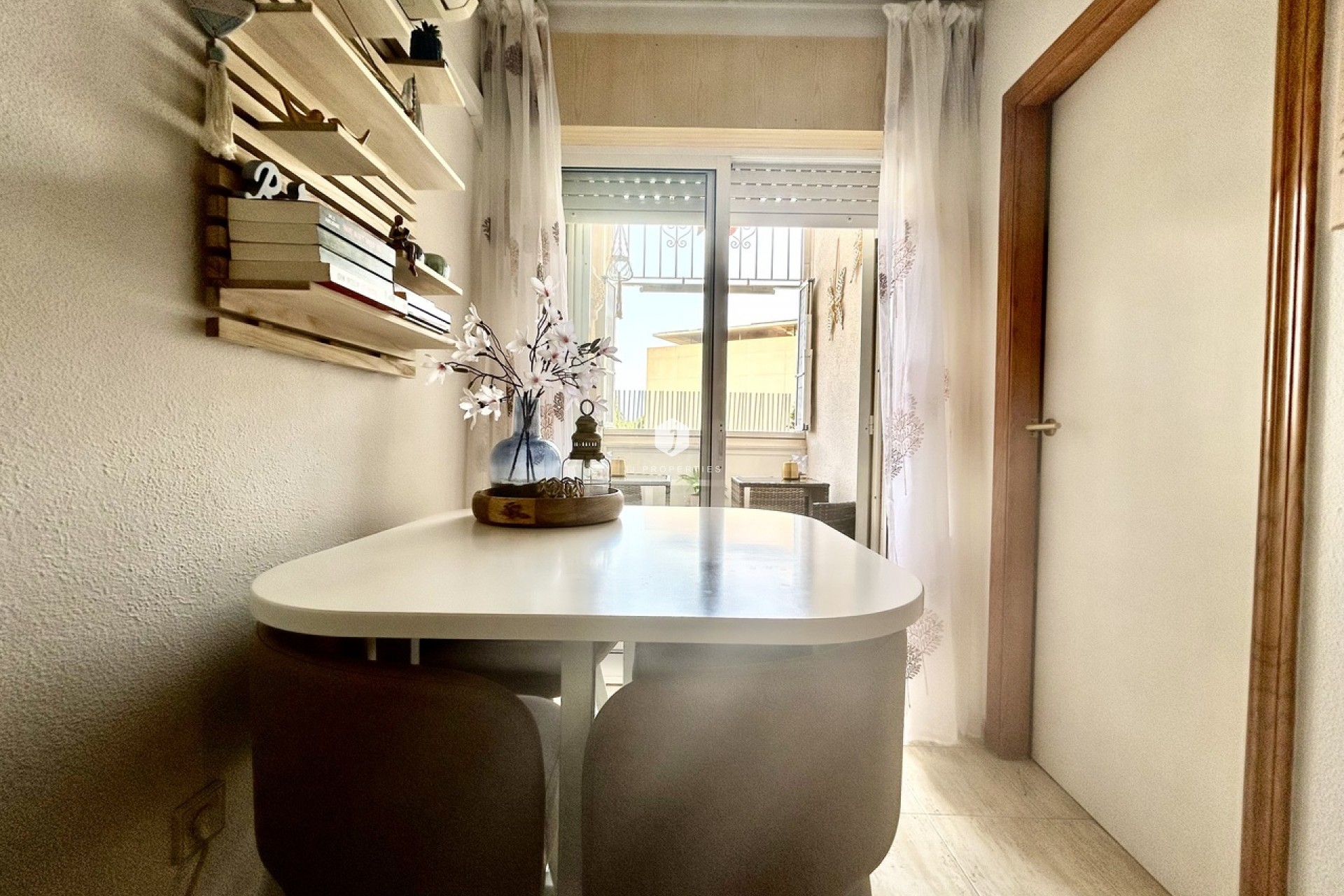 Tweedehands - Appartement / flat -
Torrevieja - Costa Blanca