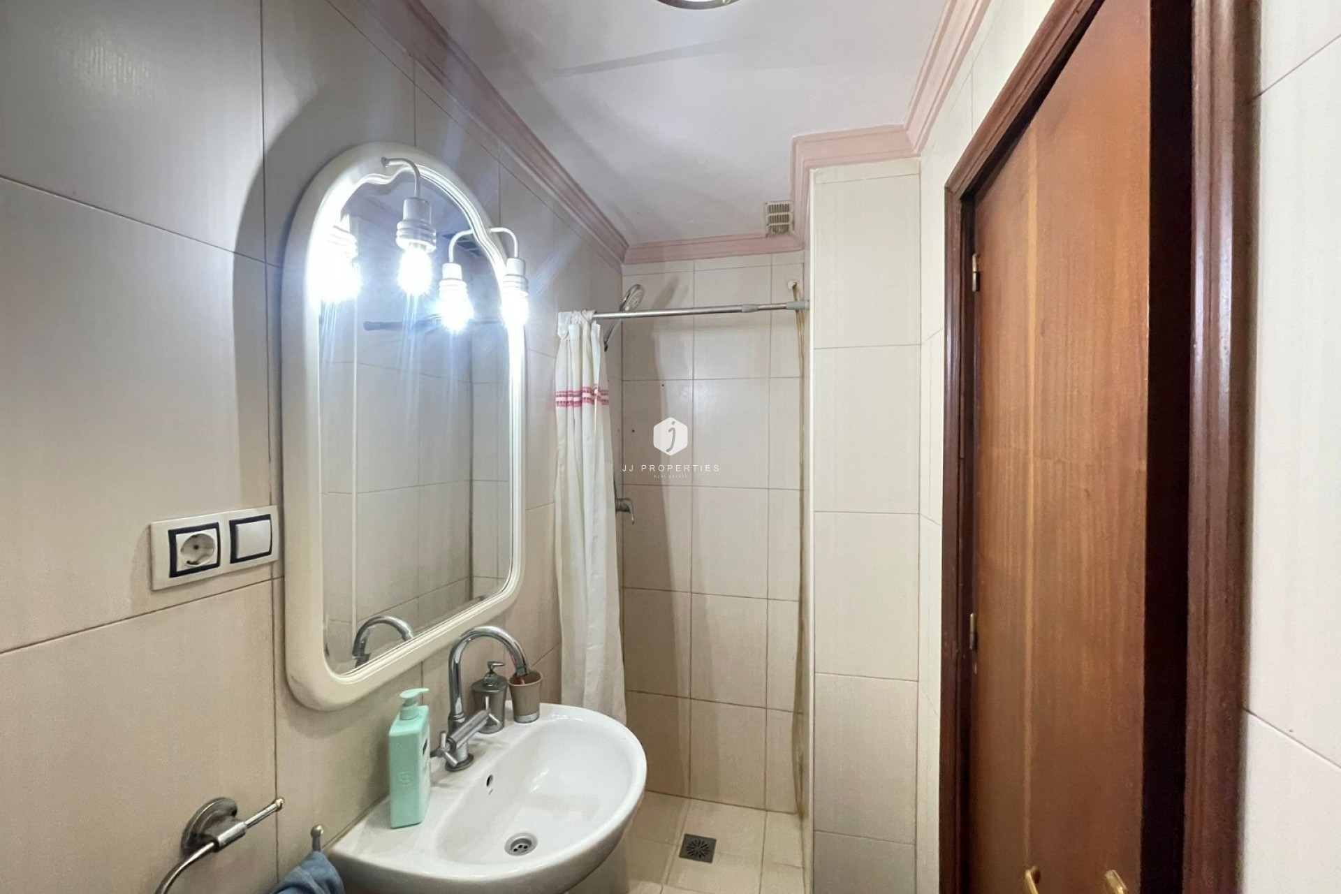 Tweedehands - Appartement / flat -
Torrevieja - Costa Blanca