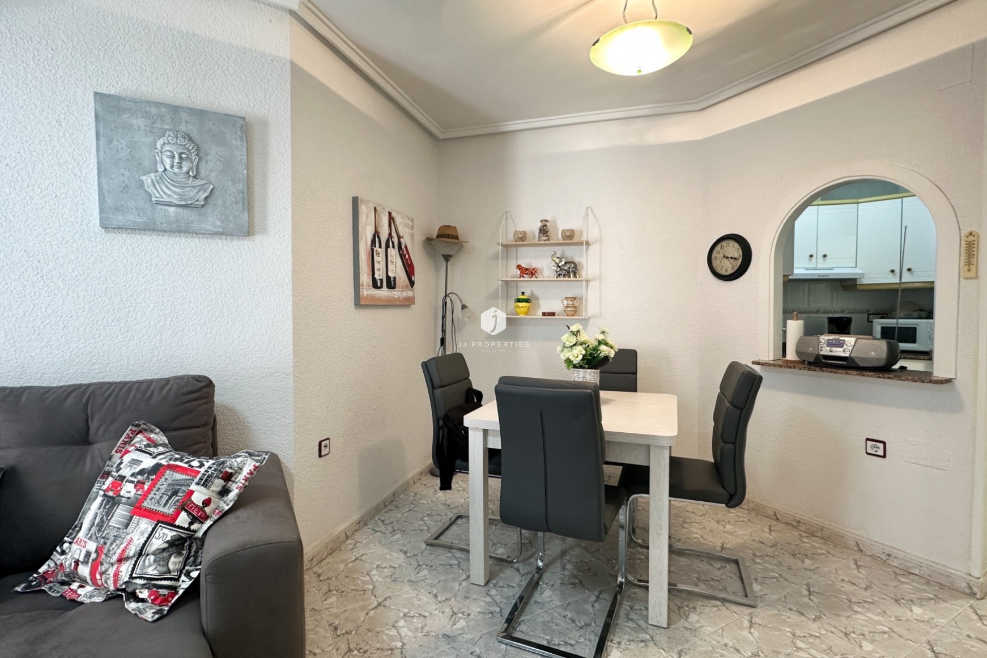 Tweedehands - Appartement / flat -
Torrevieja - Costa Blanca