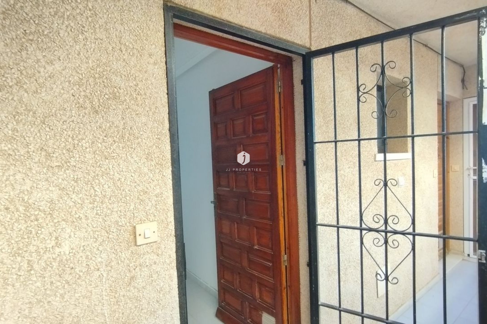 Tweedehands - Appartement / flat -
Torrevieja - Costa Blanca