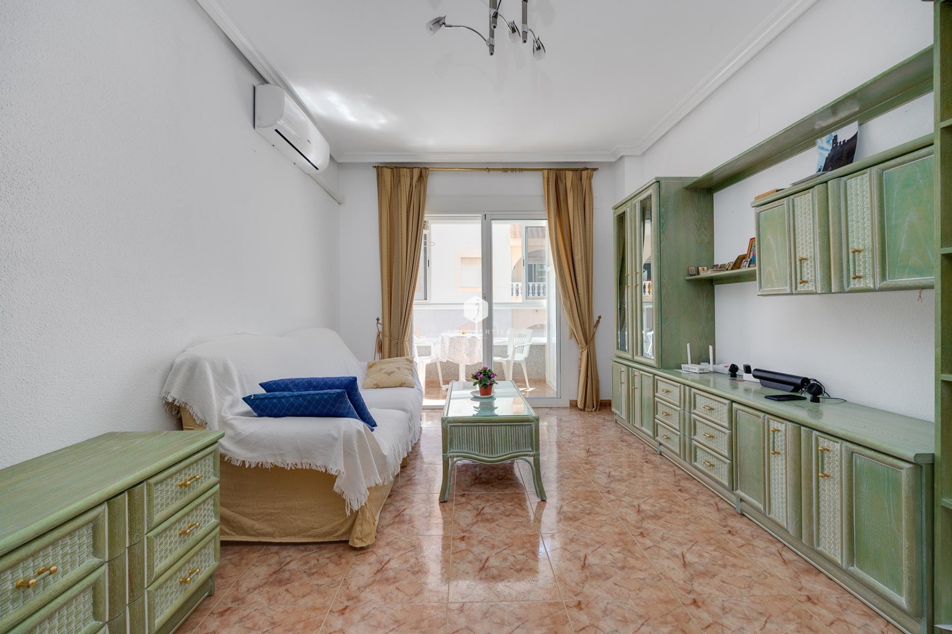 Tweedehands - Appartement / flat -
Torrevieja - Costa Blanca