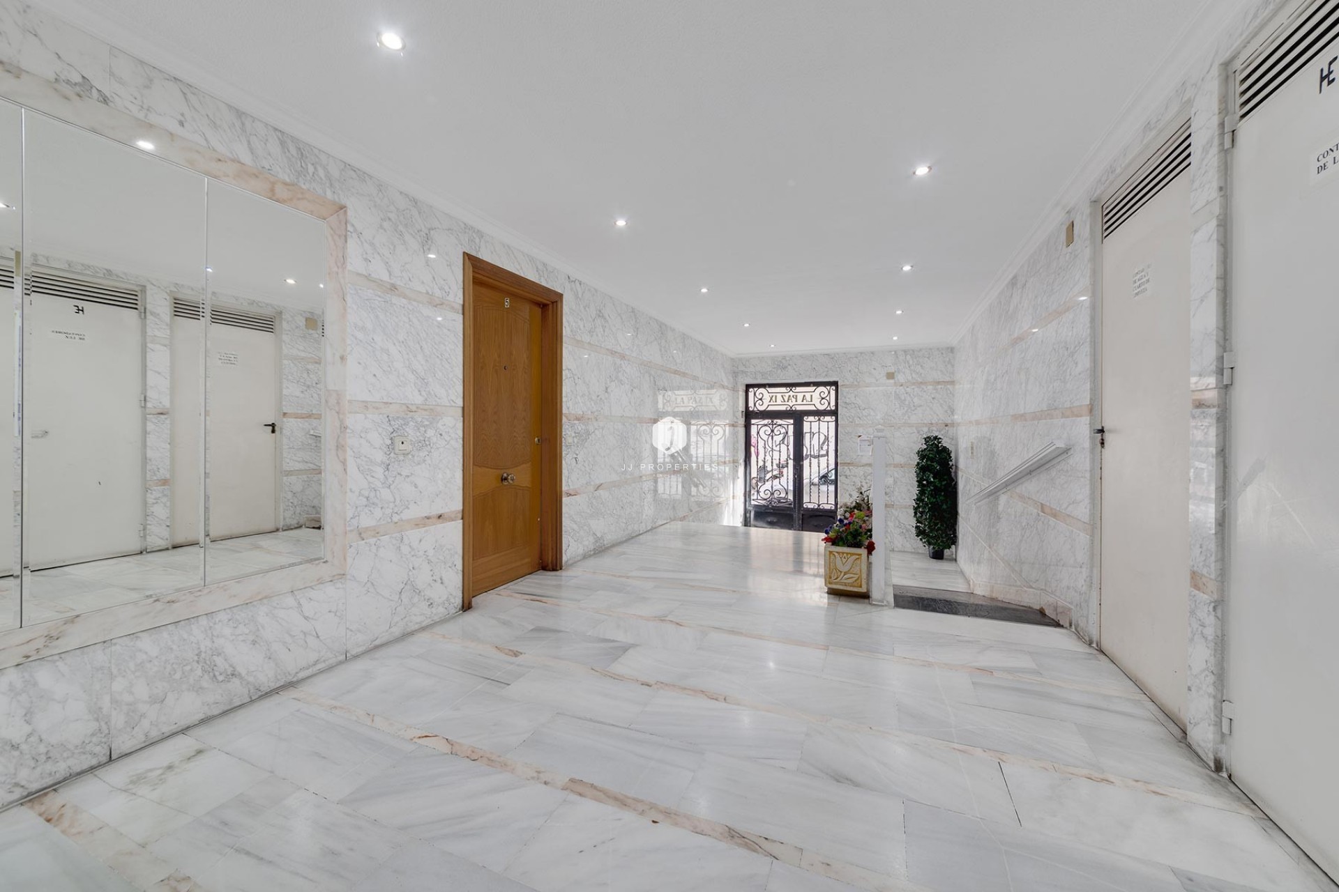 Tweedehands - Appartement / flat -
Torrevieja - Costa Blanca