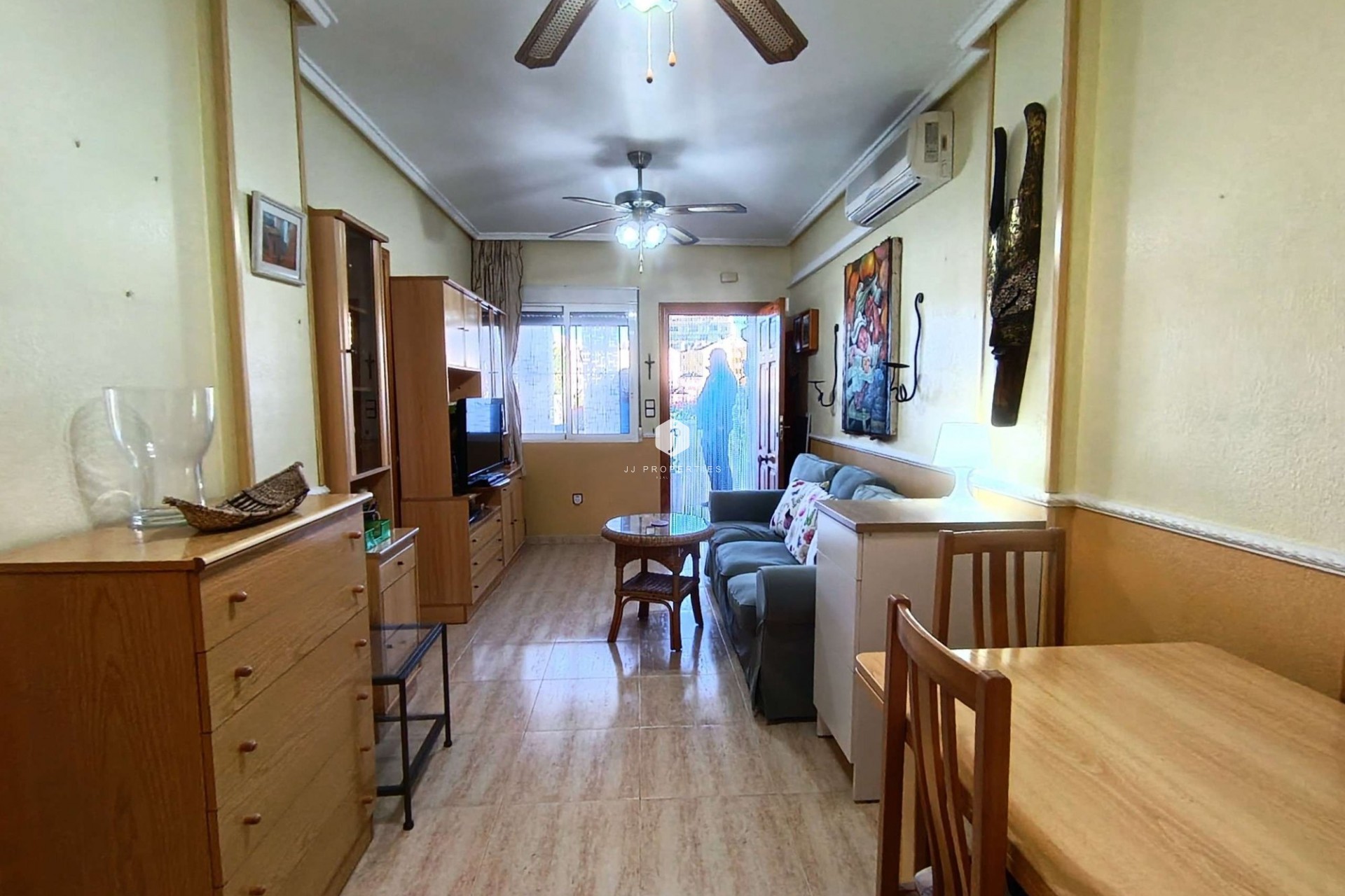 Tweedehands - Appartement / flat -
Torrevieja - Costa Blanca