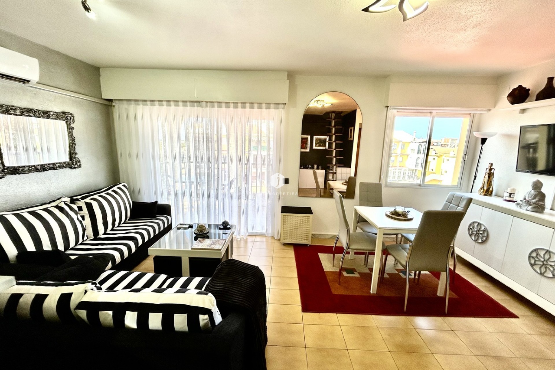 Tweedehands - Appartement / flat -
Torrevieja - Costa Blanca