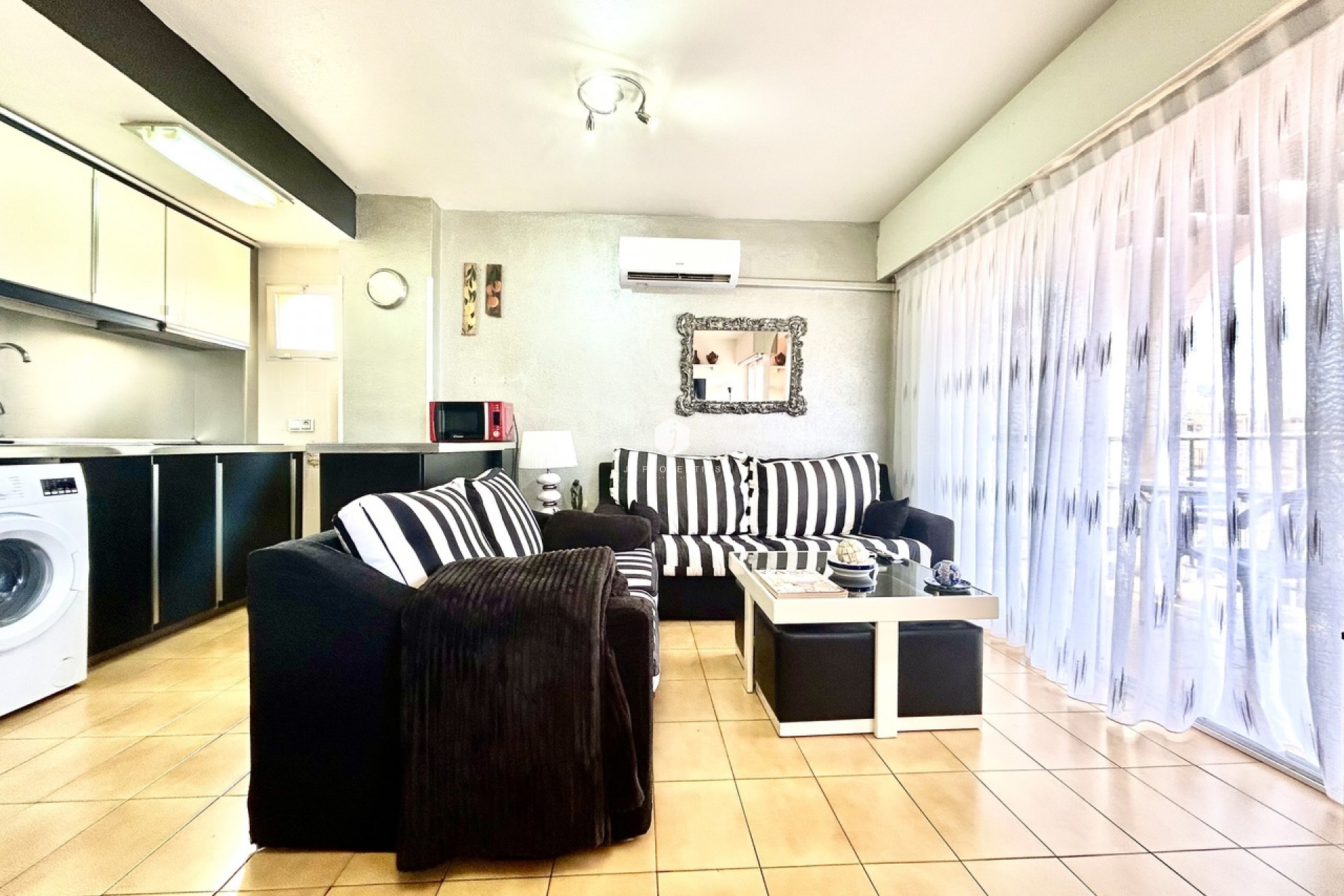 Tweedehands - Appartement / flat -
Torrevieja - Costa Blanca