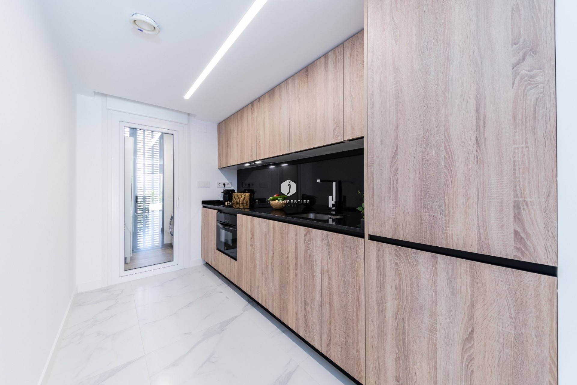 Tweedehands - Appartement / flat -
Torrevieja - Costa Blanca