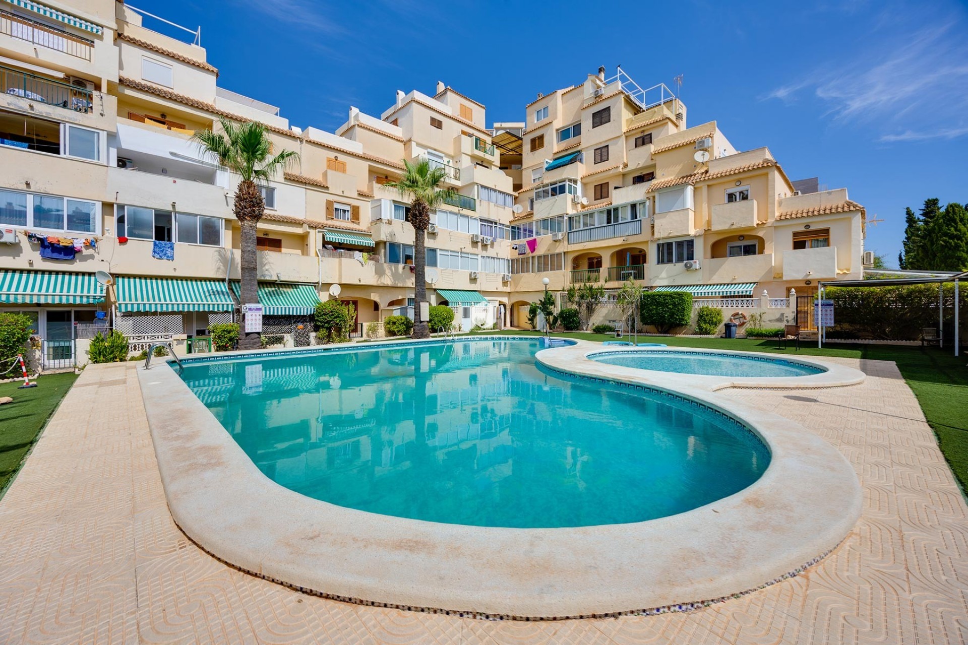 Tweedehands - Appartement / flat -
Torrevieja - Costa Blanca