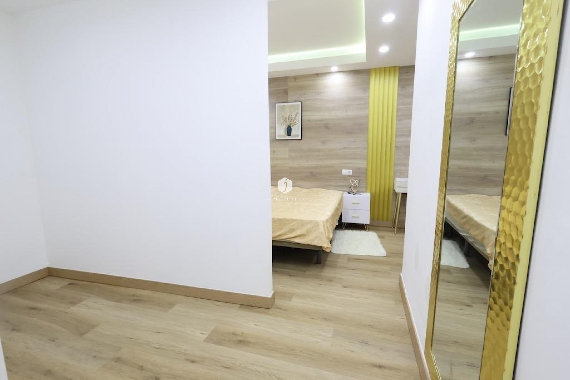 Tweedehands - Appartement / flat -
Torrevieja - Costa Blanca