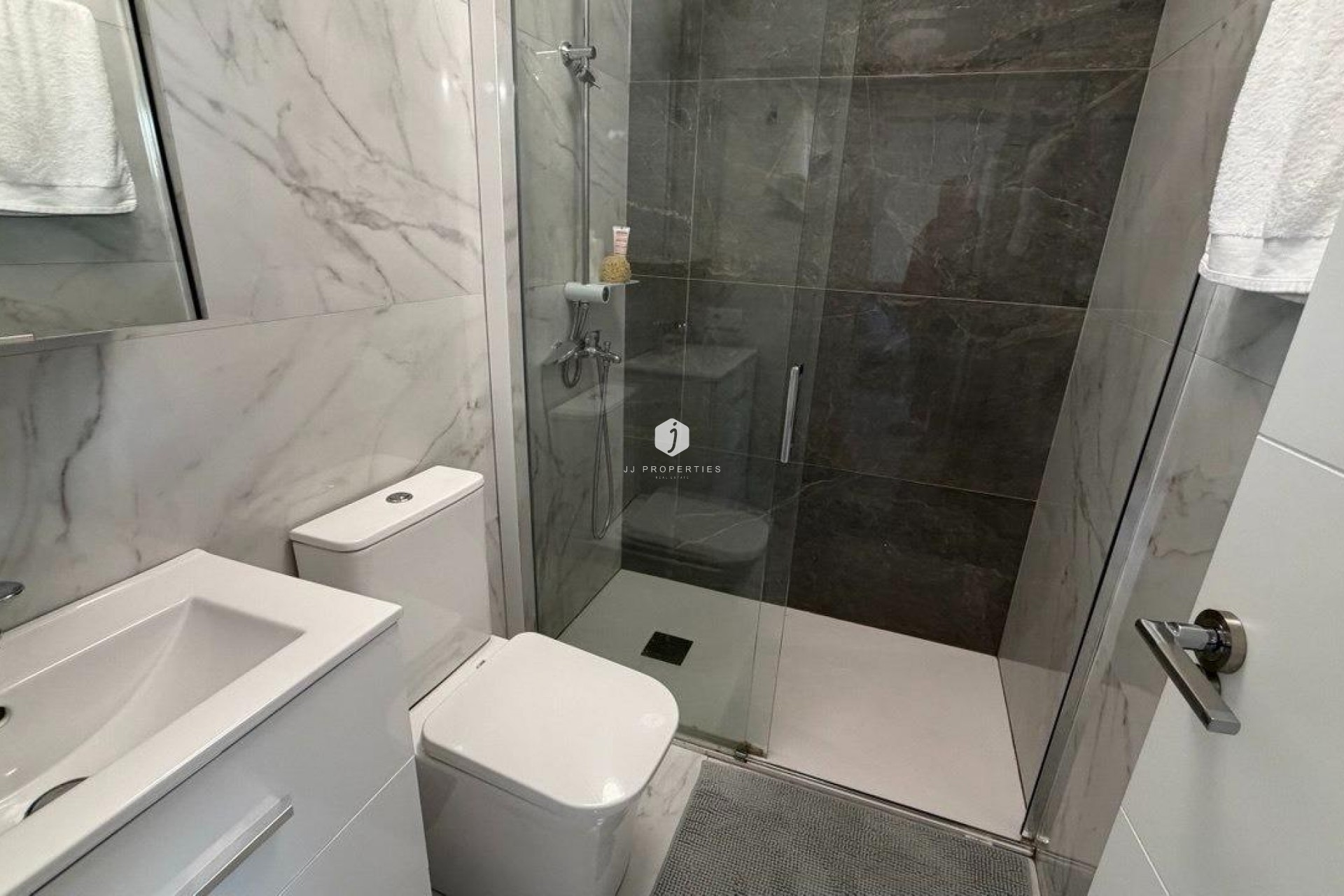 Tweedehands - Appartement / flat -
Torrevieja - Curva Del Palangre