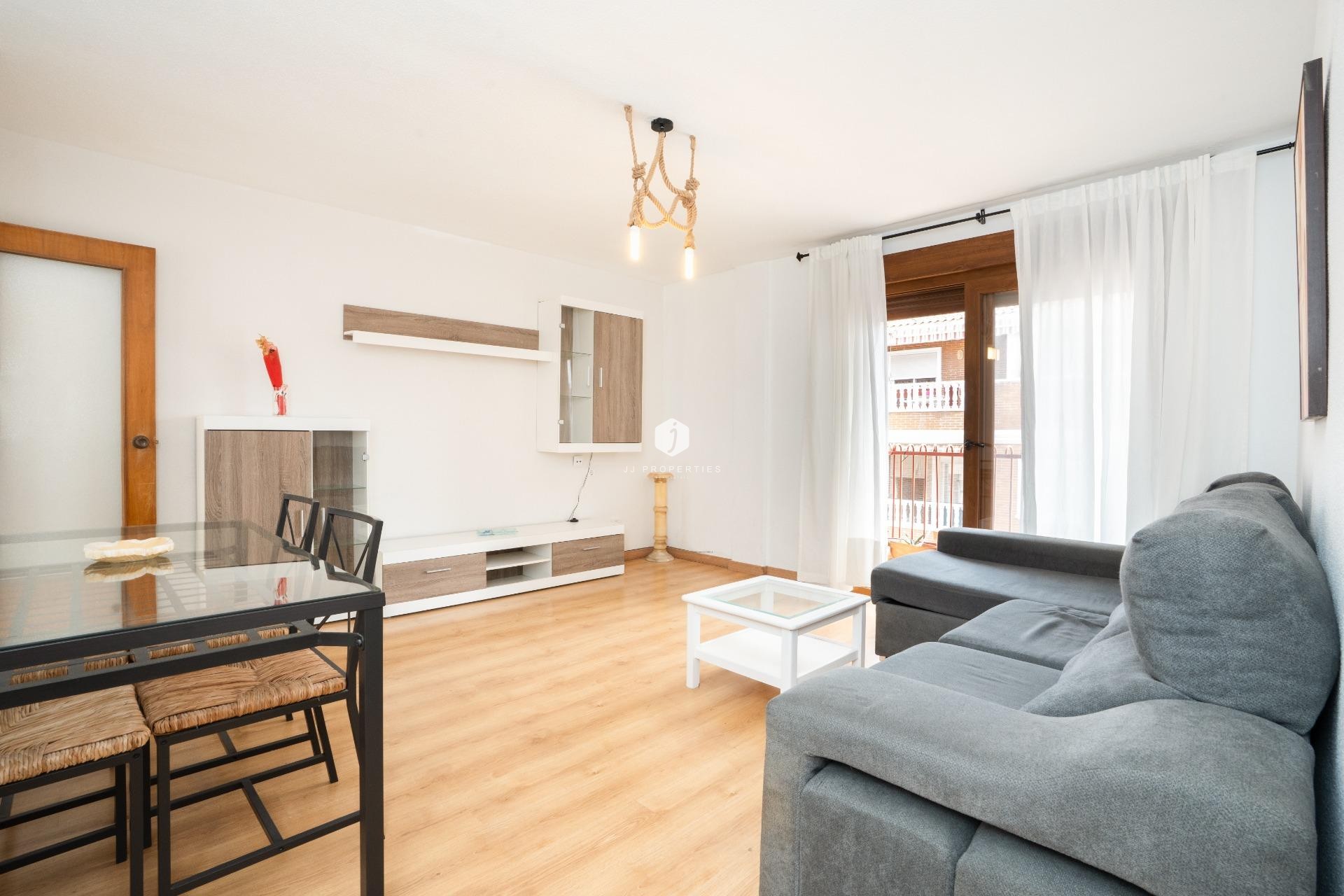 Tweedehands - Appartement / flat -
Torrevieja - El Acequión - Los Náufragos