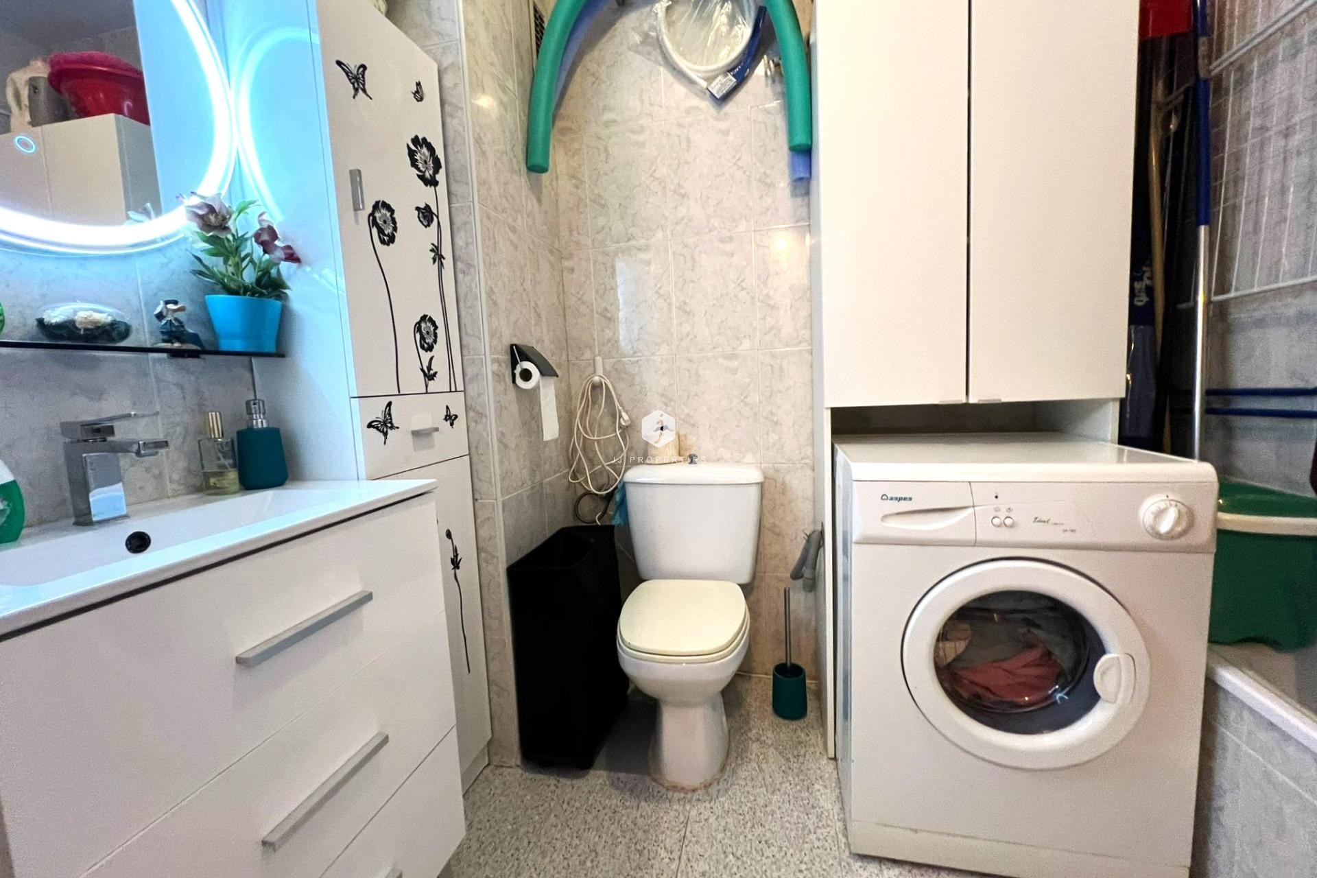 Tweedehands - Appartement / flat -
Torrevieja - El molino