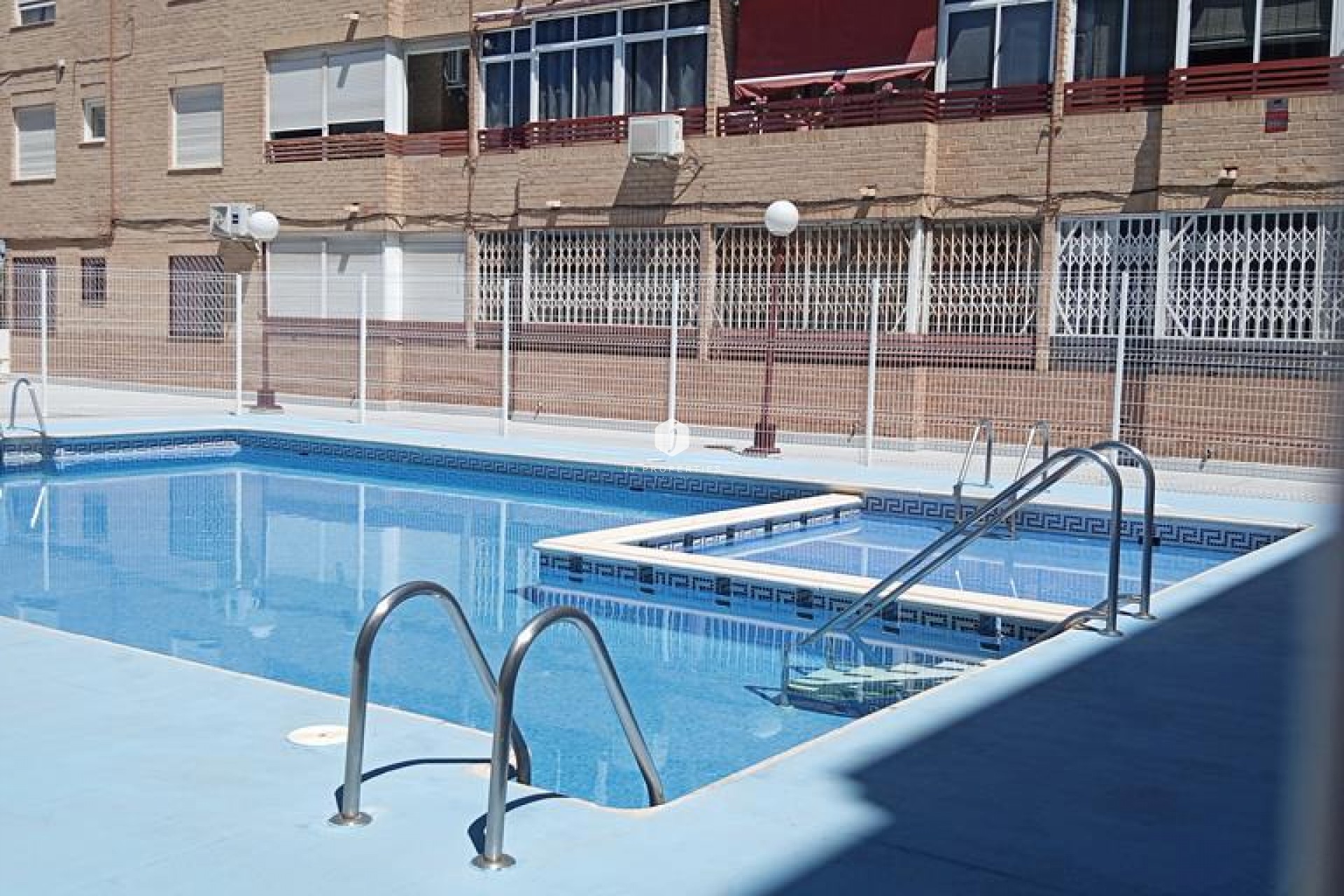 Tweedehands - Appartement / flat -
Torrevieja - El molino