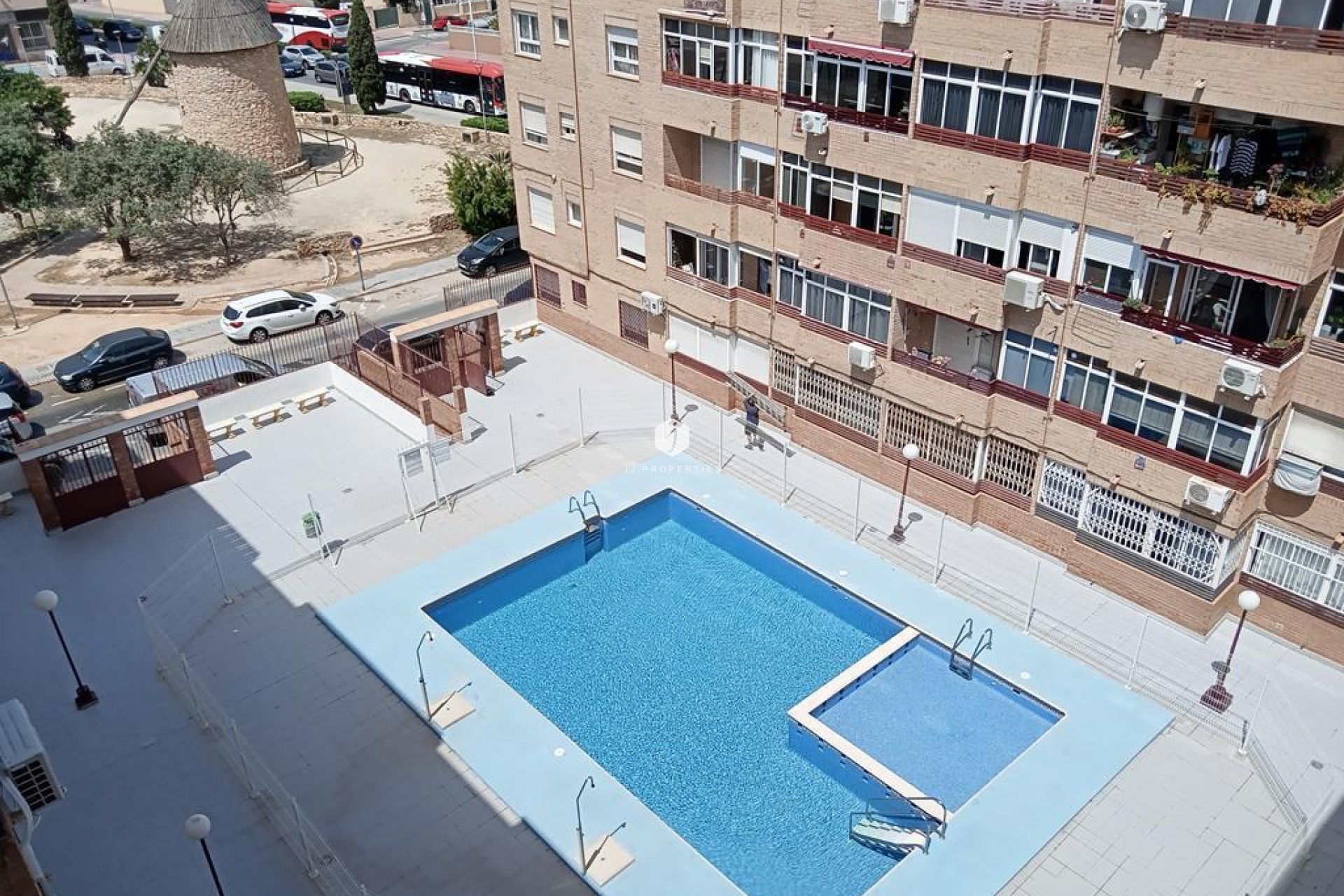 Tweedehands - Appartement / flat -
Torrevieja - El molino