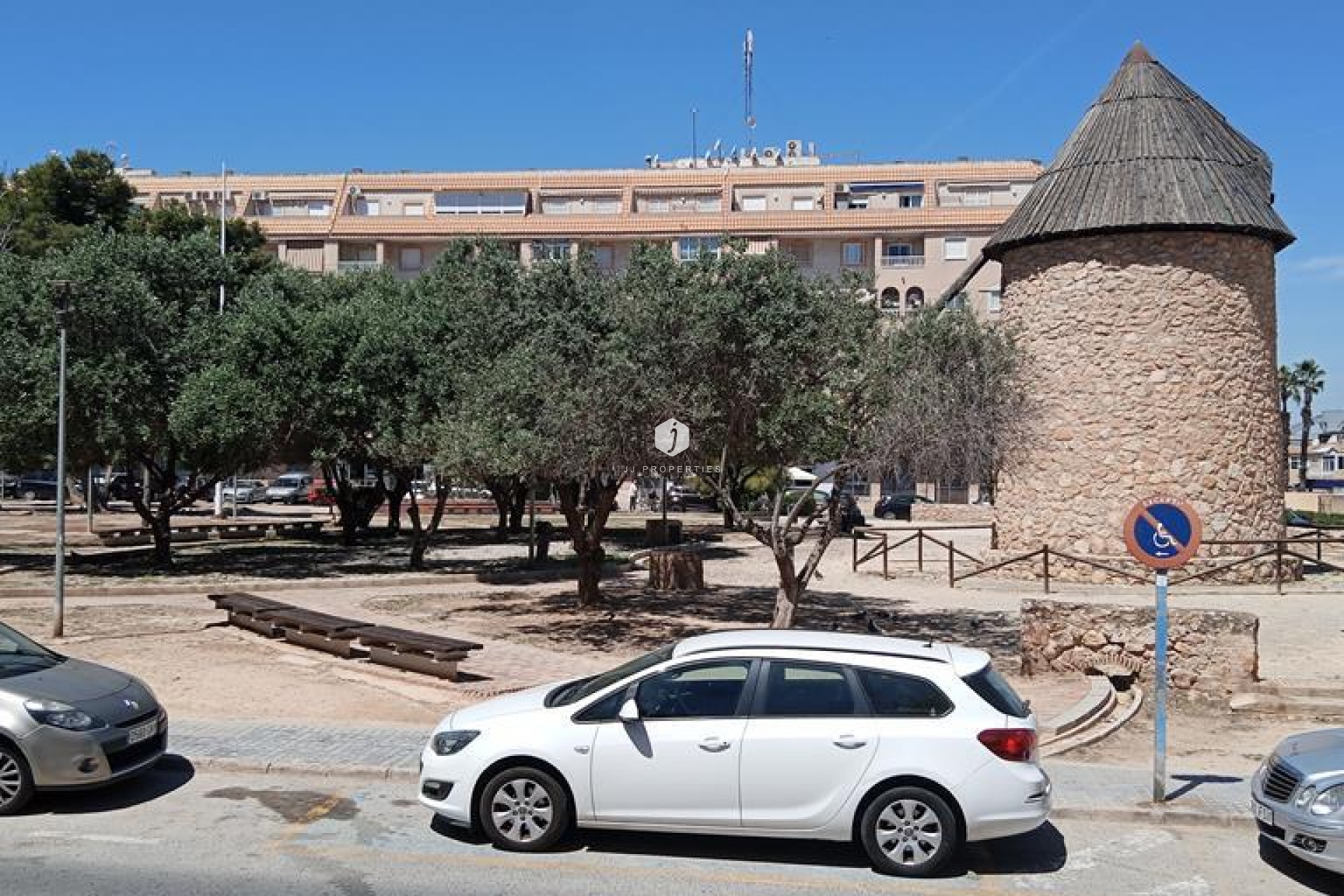 Tweedehands - Appartement / flat -
Torrevieja - El molino