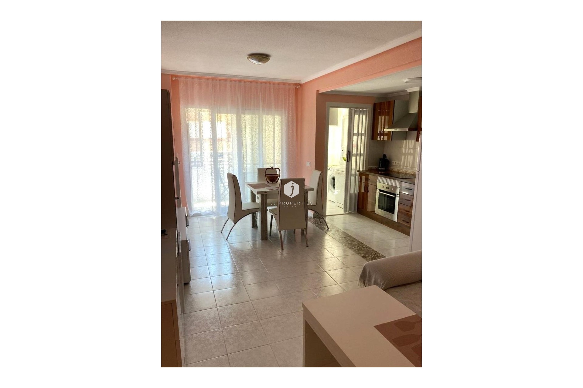 Tweedehands - Appartement / flat -
Torrevieja - El molino