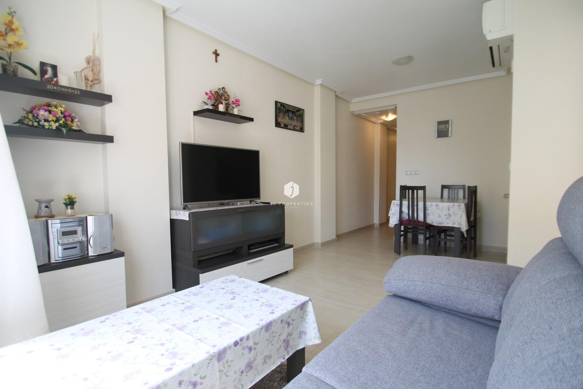 Tweedehands - Appartement / flat -
Torrevieja - El molino
