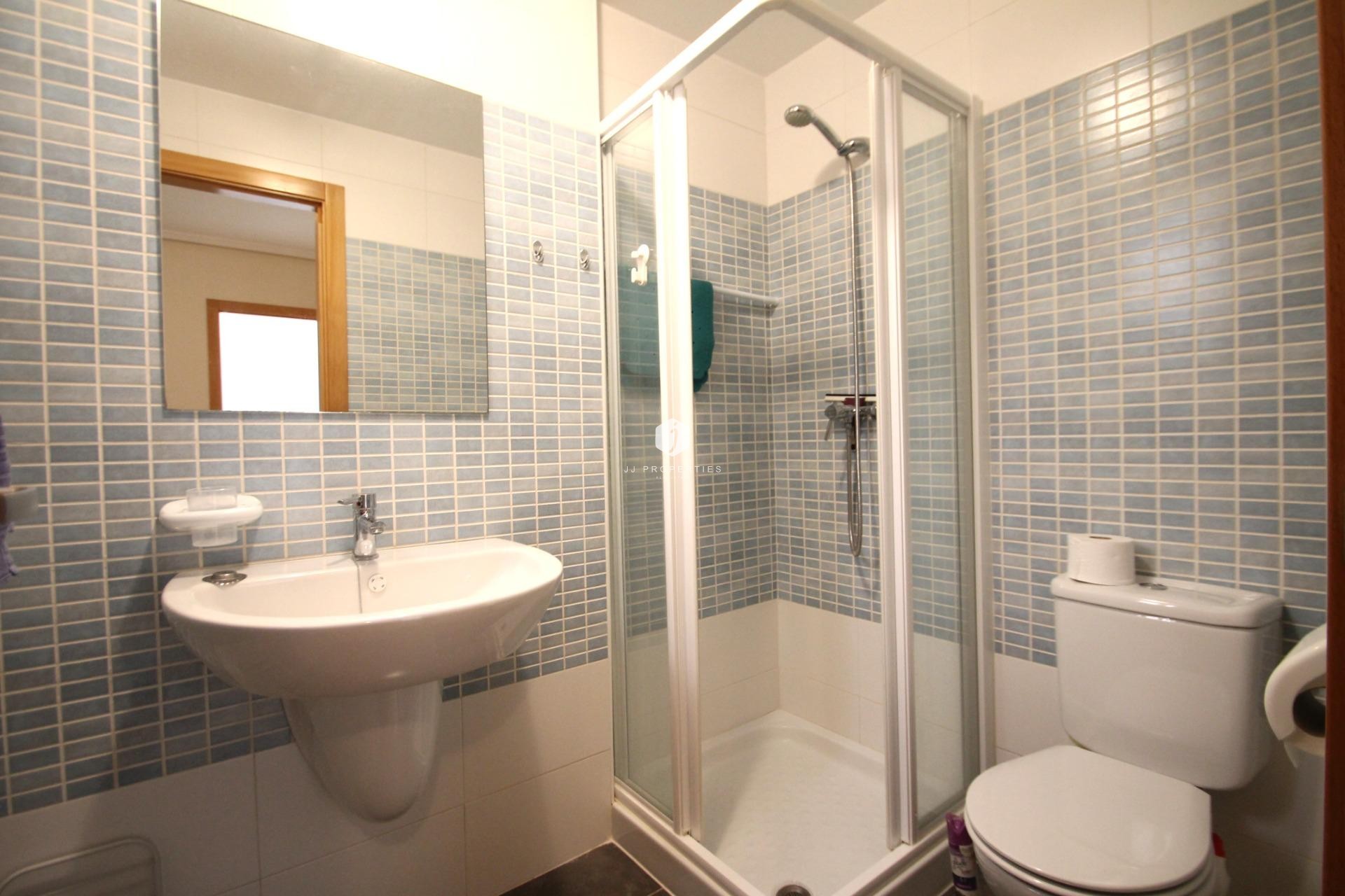 Tweedehands - Appartement / flat -
Torrevieja - El molino