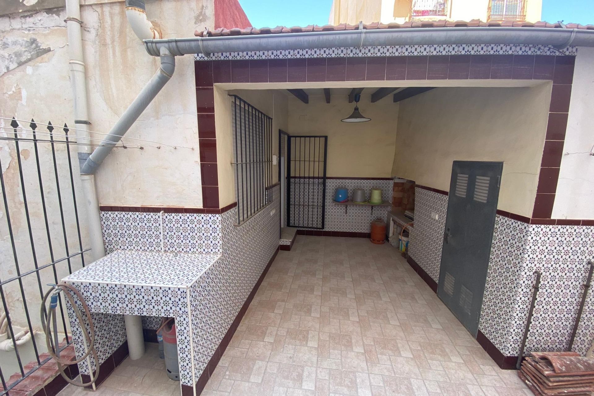 Tweedehands - Appartement / flat -
Torrevieja - Estacion de autobuses