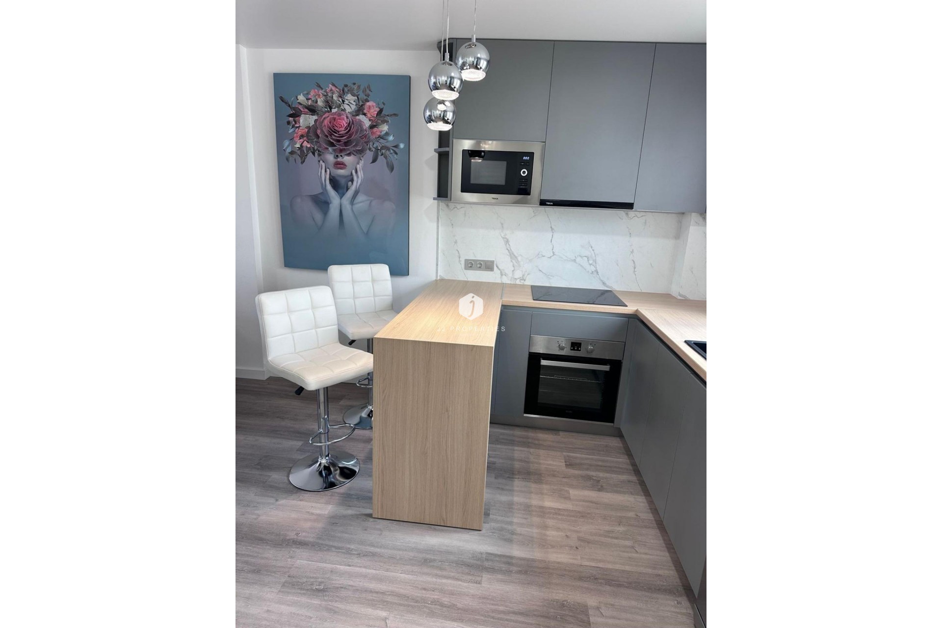 Tweedehands - Appartement / flat -
Torrevieja - Estacion de autobuses