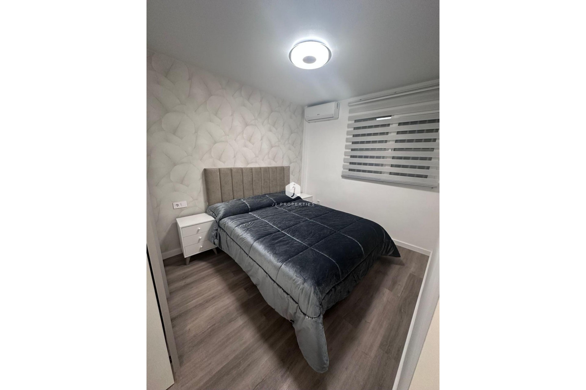 Tweedehands - Appartement / flat -
Torrevieja - Estacion de autobuses