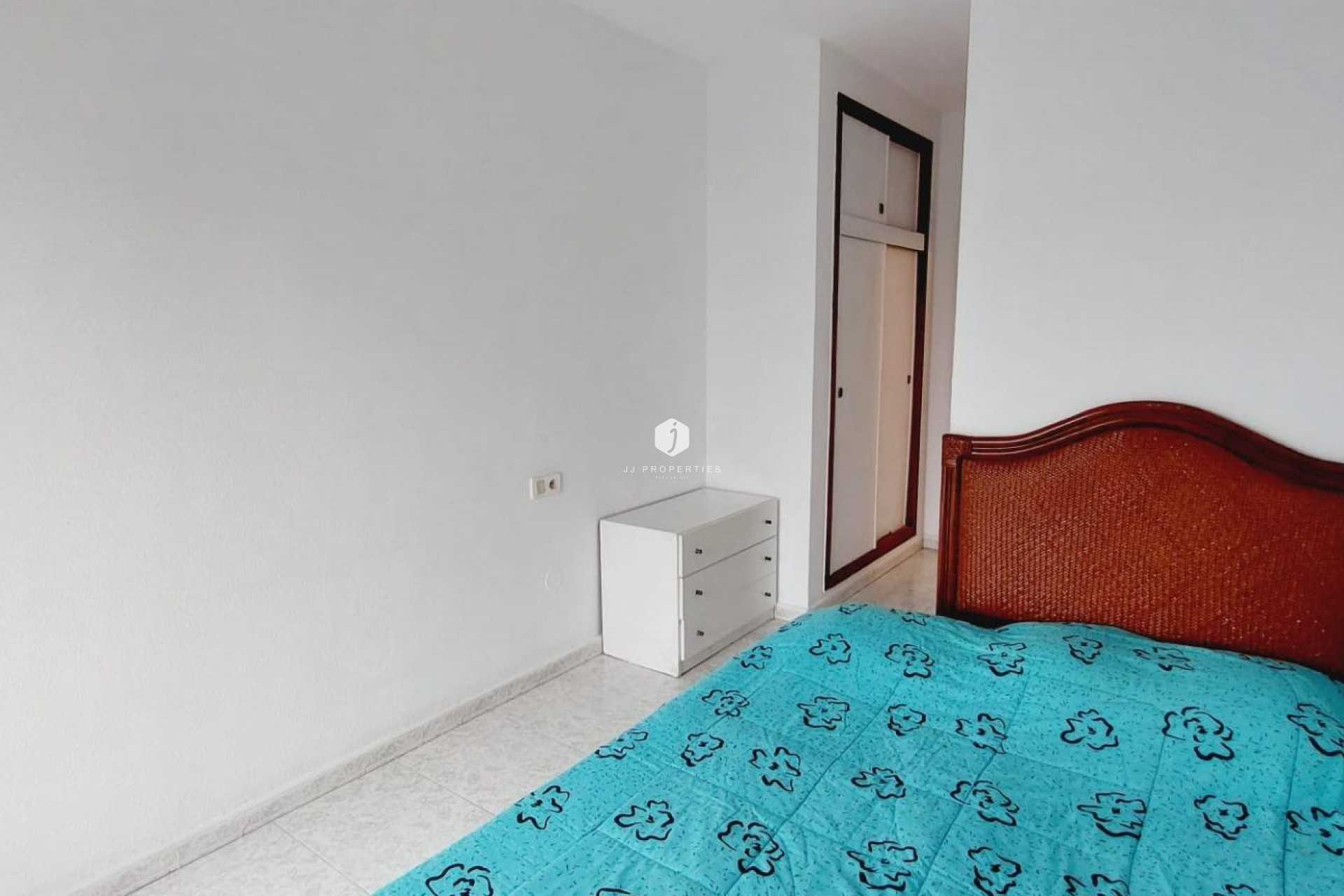 Tweedehands - Appartement / flat -
Torrevieja - Estacion de autobuses