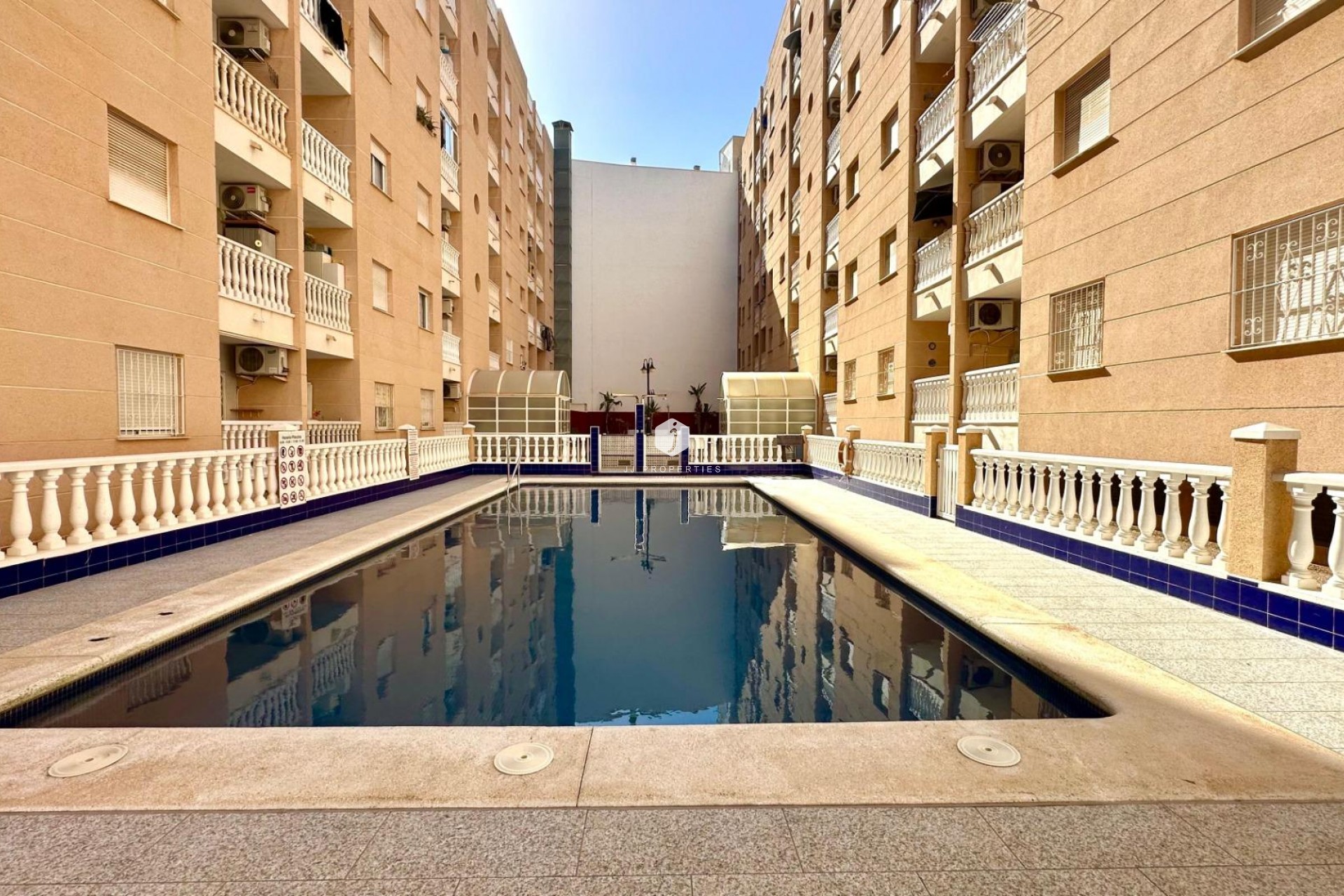 Tweedehands - Appartement / flat -
Torrevieja - Estacion de autobuses