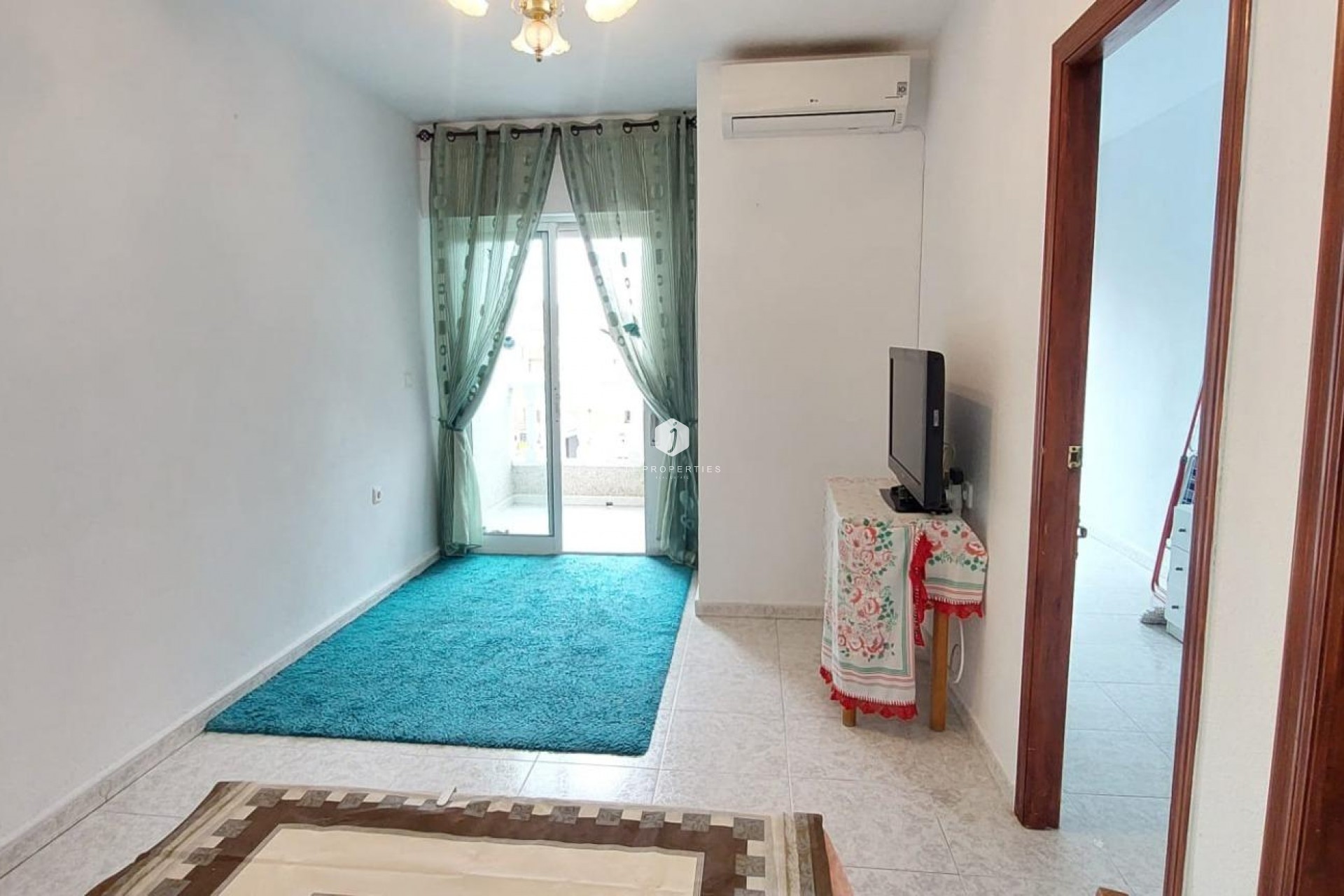 Tweedehands - Appartement / flat -
Torrevieja - Estacion de autobuses