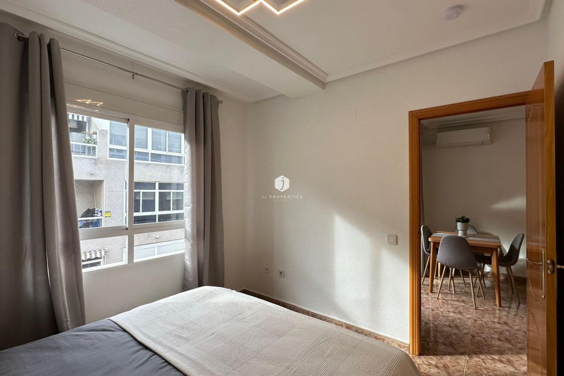 Tweedehands - Appartement / flat -
Torrevieja - Estacion de autobuses