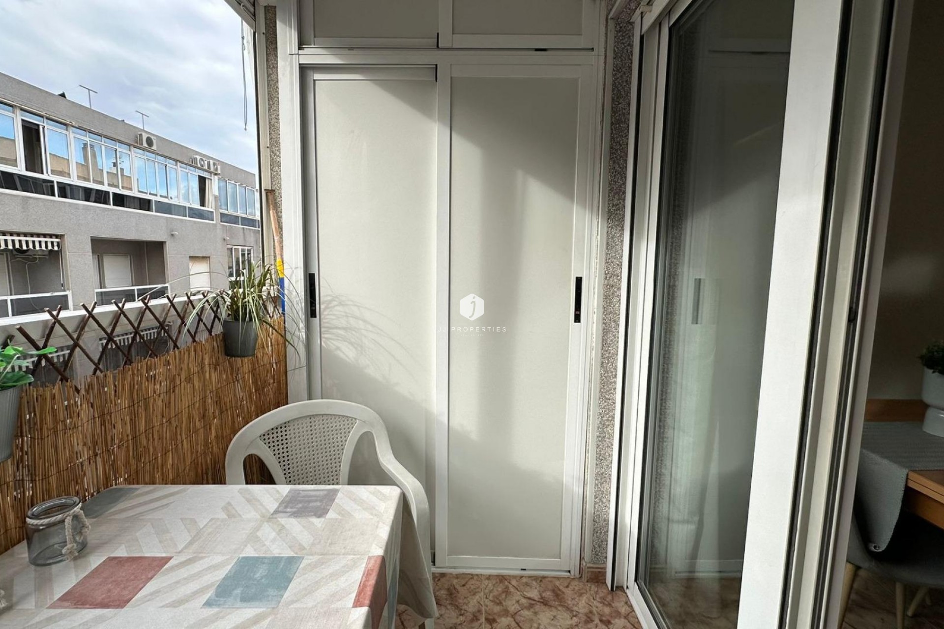 Tweedehands - Appartement / flat -
Torrevieja - Estacion de autobuses