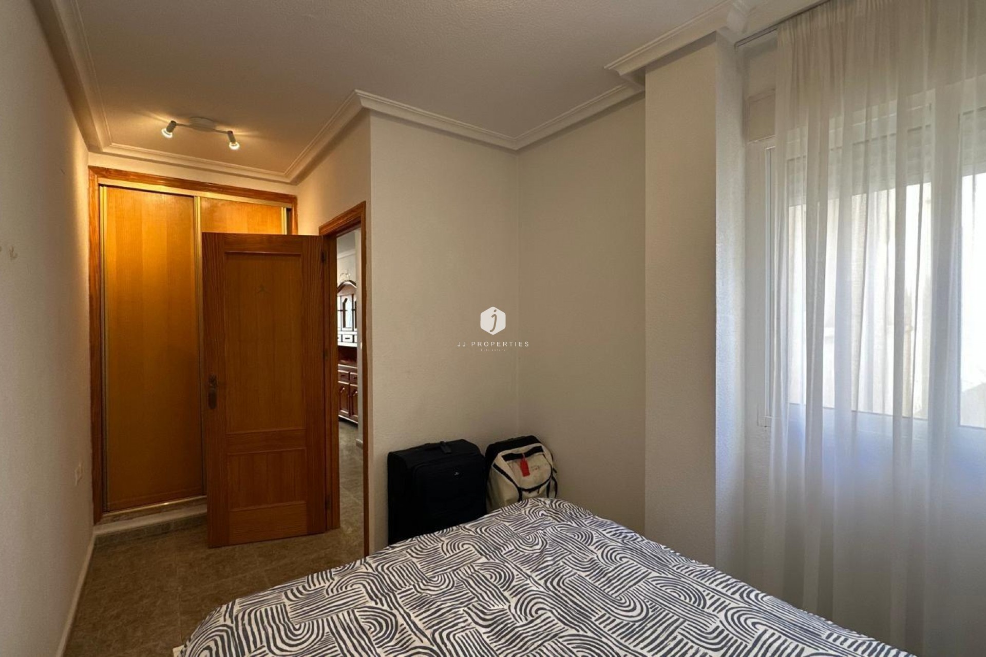 Tweedehands - Appartement / flat -
Torrevieja - Estacion de autobuses