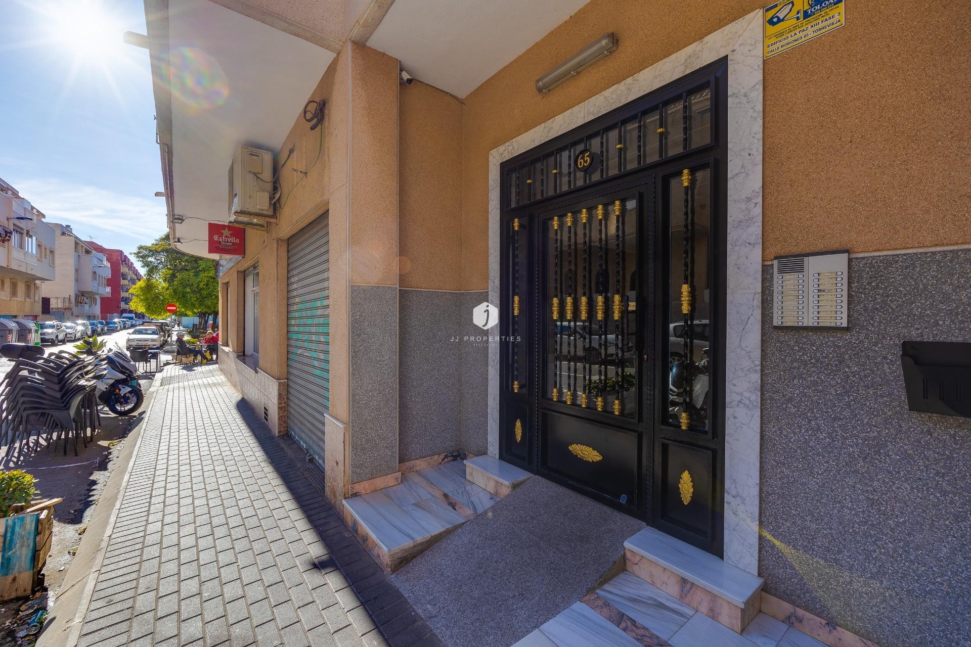 Tweedehands - Appartement / flat -
Torrevieja - Estacion de autobuses