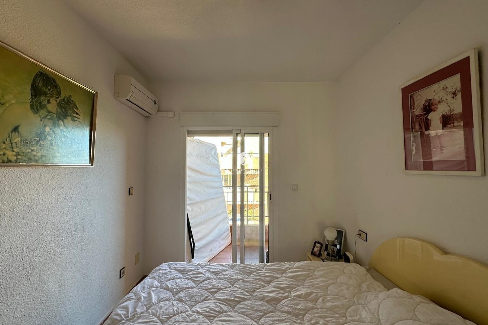 Tweedehands - Appartement / flat -
Torrevieja - Estacion de autobuses