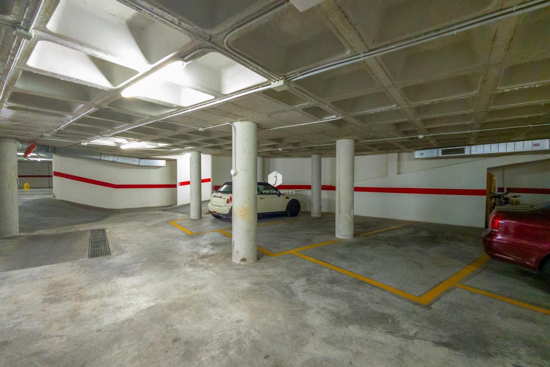 Tweedehands - Appartement / flat -
Torrevieja - Estacion de autobuses