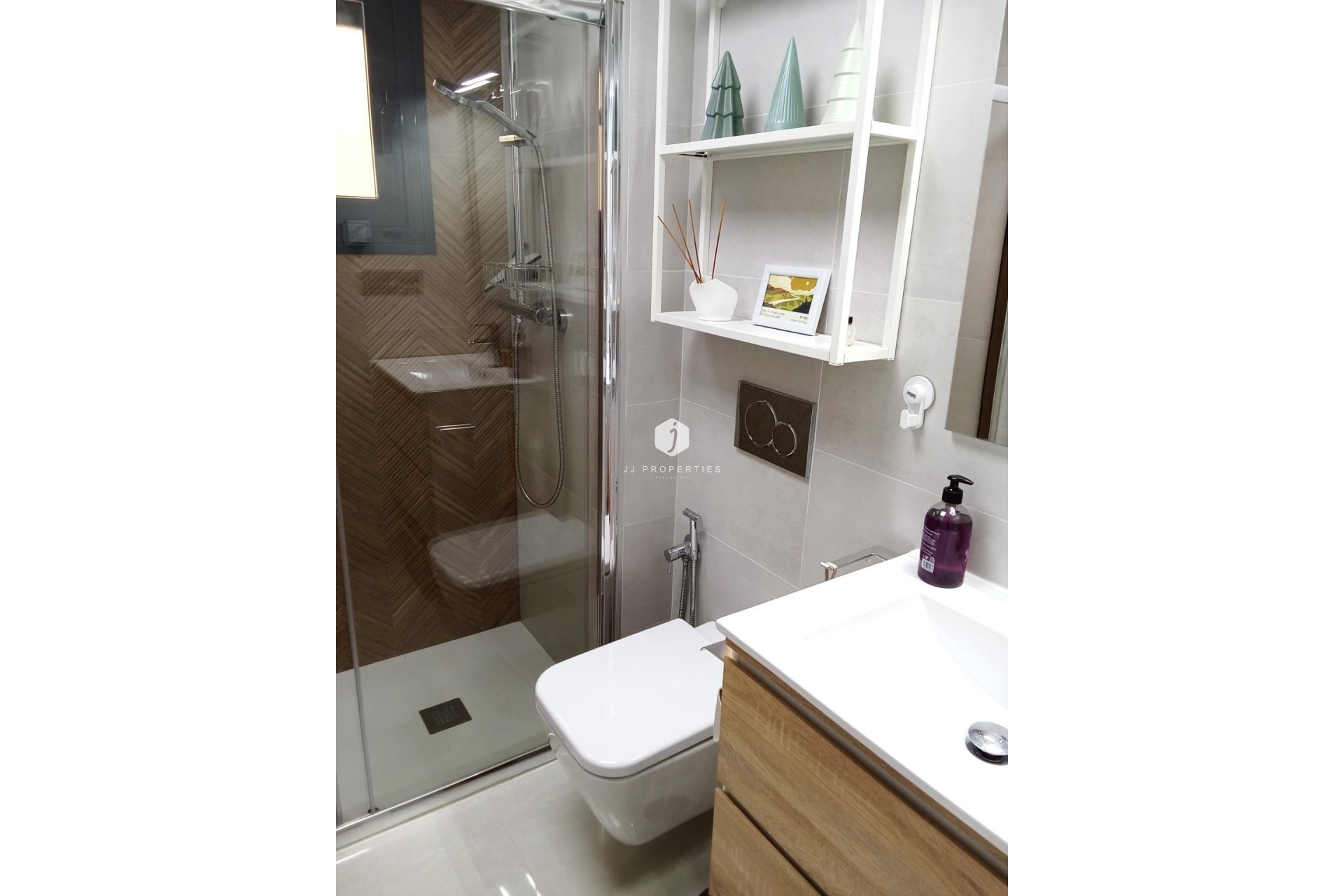 Tweedehands - Appartement / flat -
Torrevieja - Estacion de autobuses