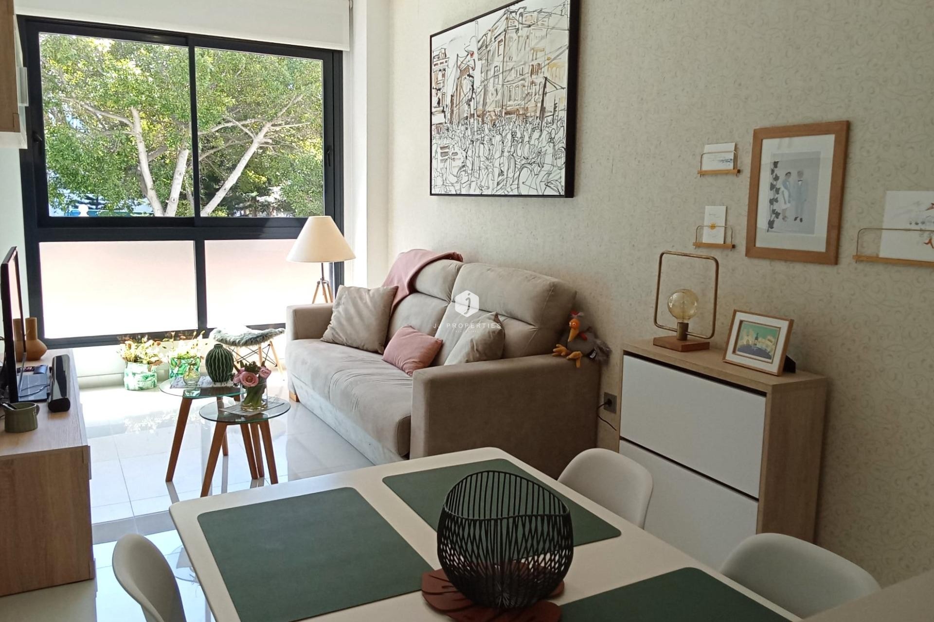 Tweedehands - Appartement / flat -
Torrevieja - Estacion de autobuses