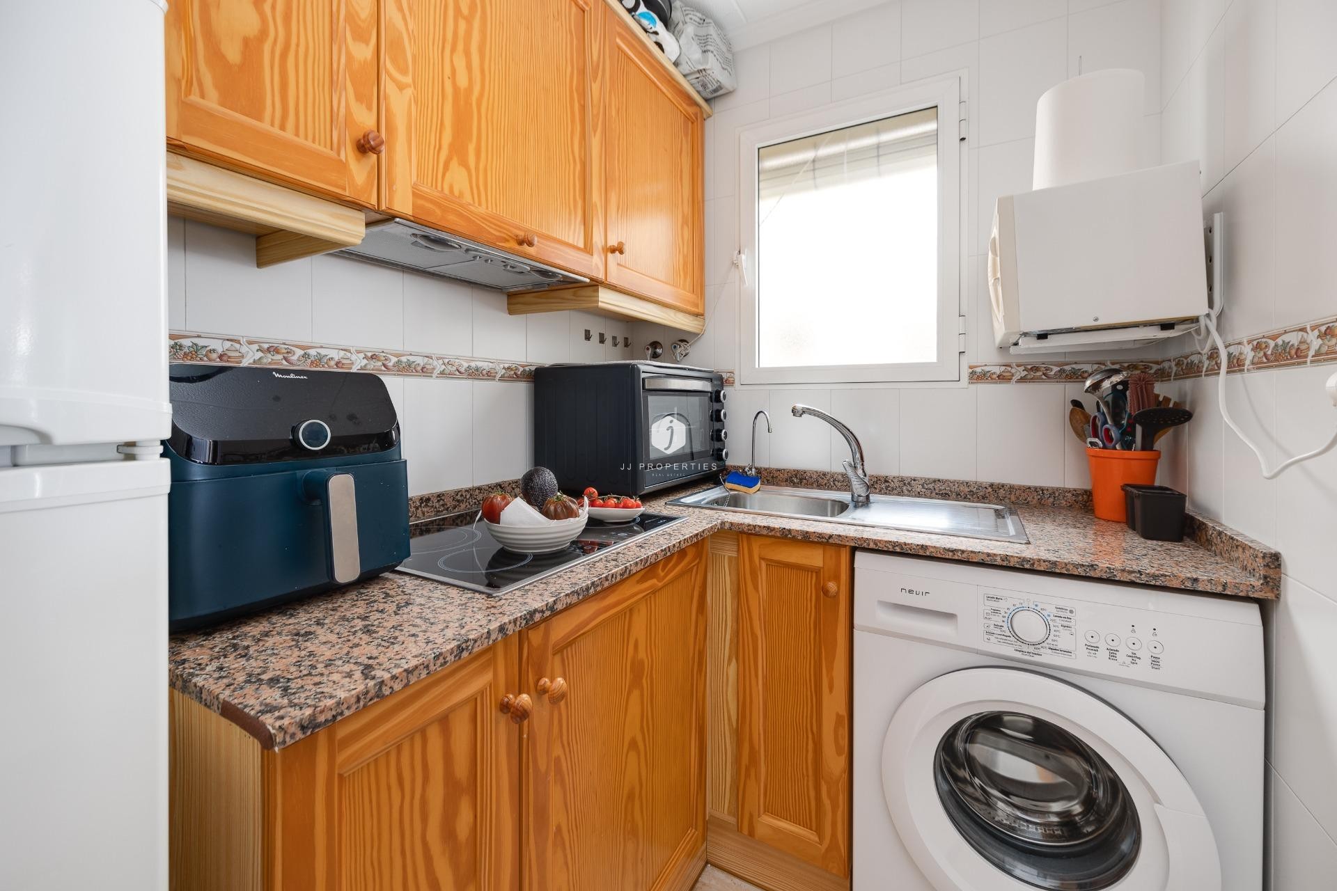 Tweedehands - Appartement / flat -
Torrevieja - Estacion de autobuses