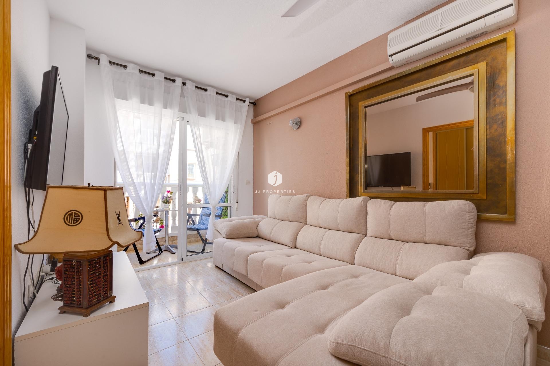 Tweedehands - Appartement / flat -
Torrevieja - Estacion de autobuses