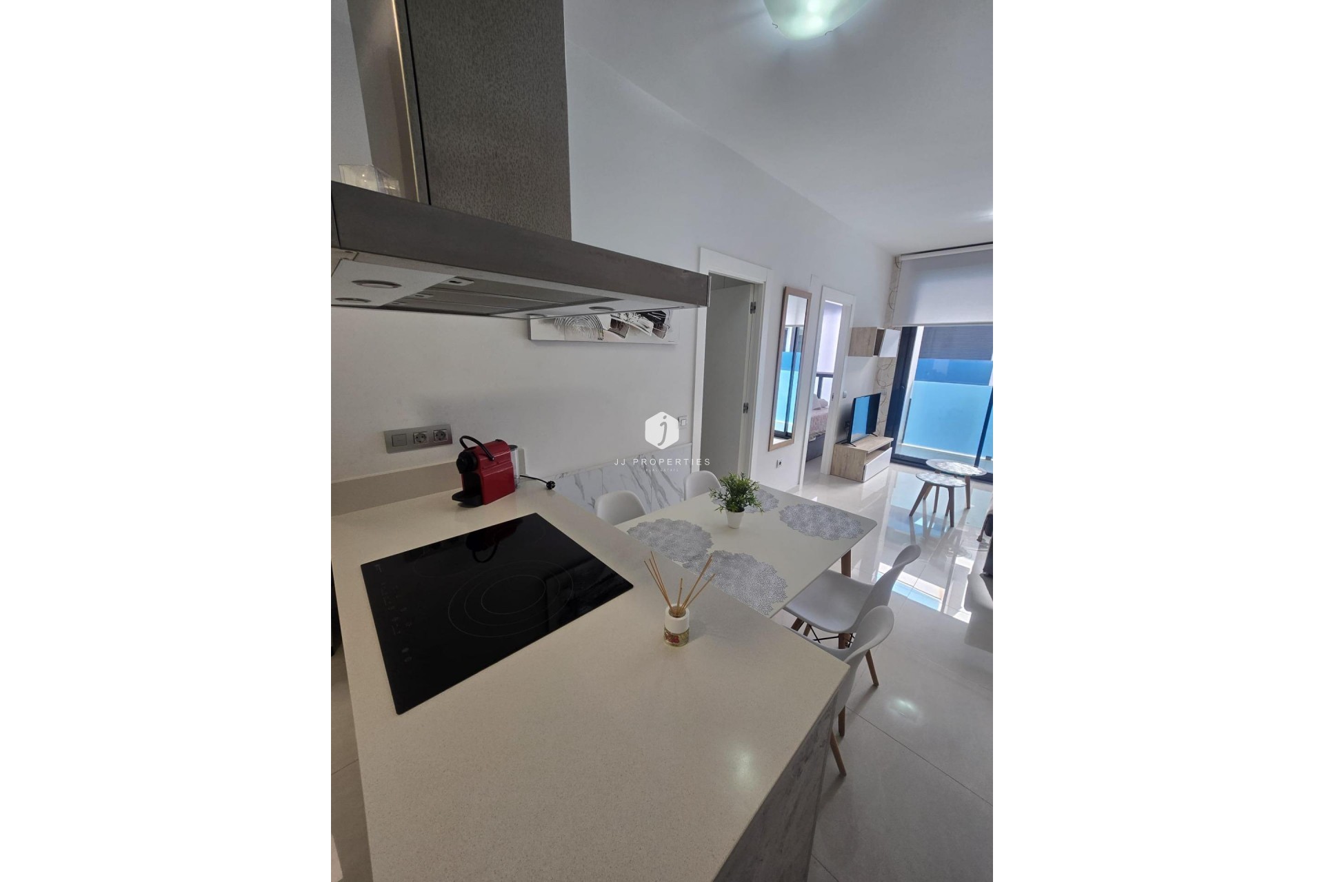 Tweedehands - Appartement / flat -
Torrevieja - Estacion de autobuses