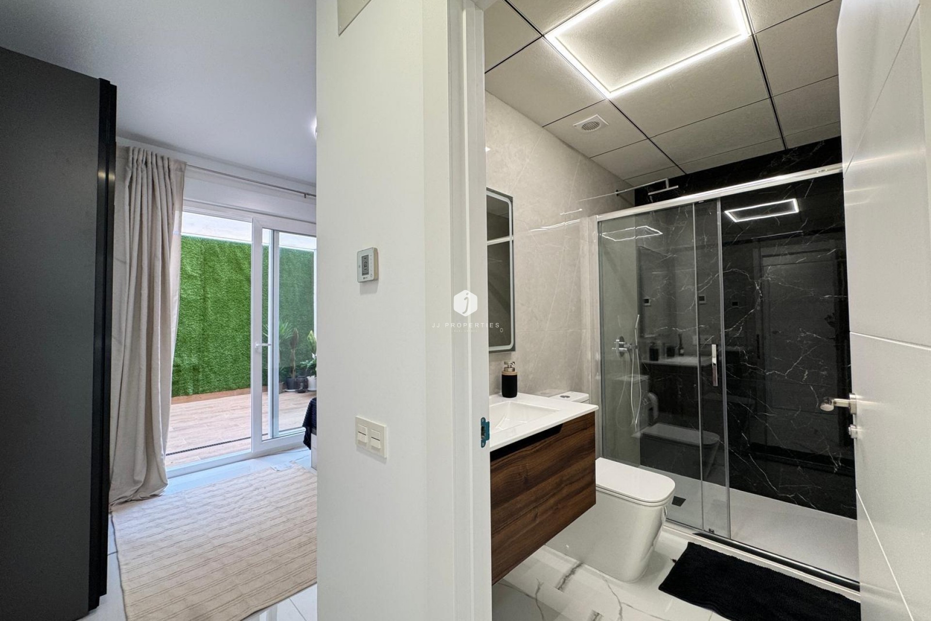 Tweedehands - Appartement / flat -
Torrevieja - Estacion de autobuses