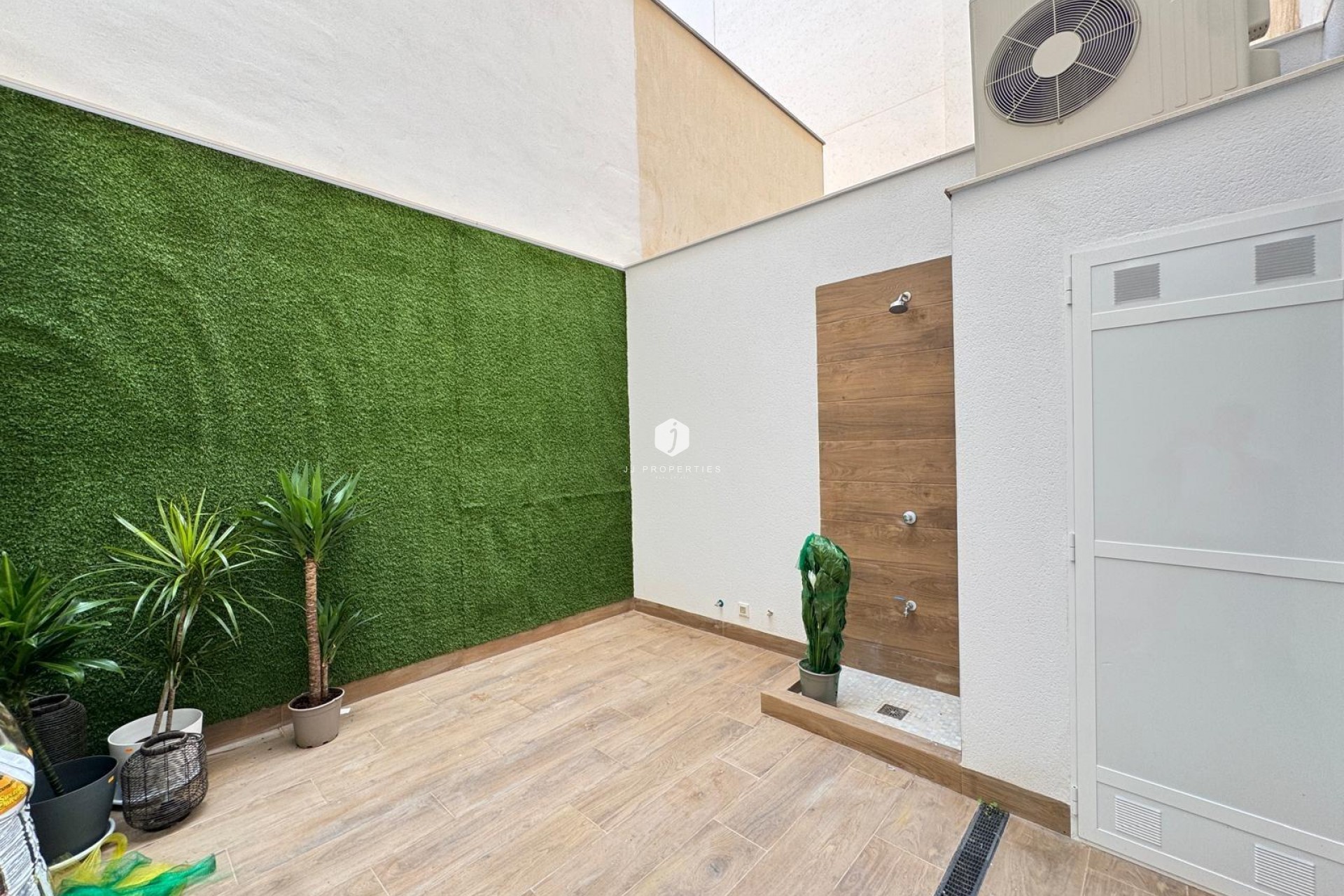 Tweedehands - Appartement / flat -
Torrevieja - Estacion de autobuses