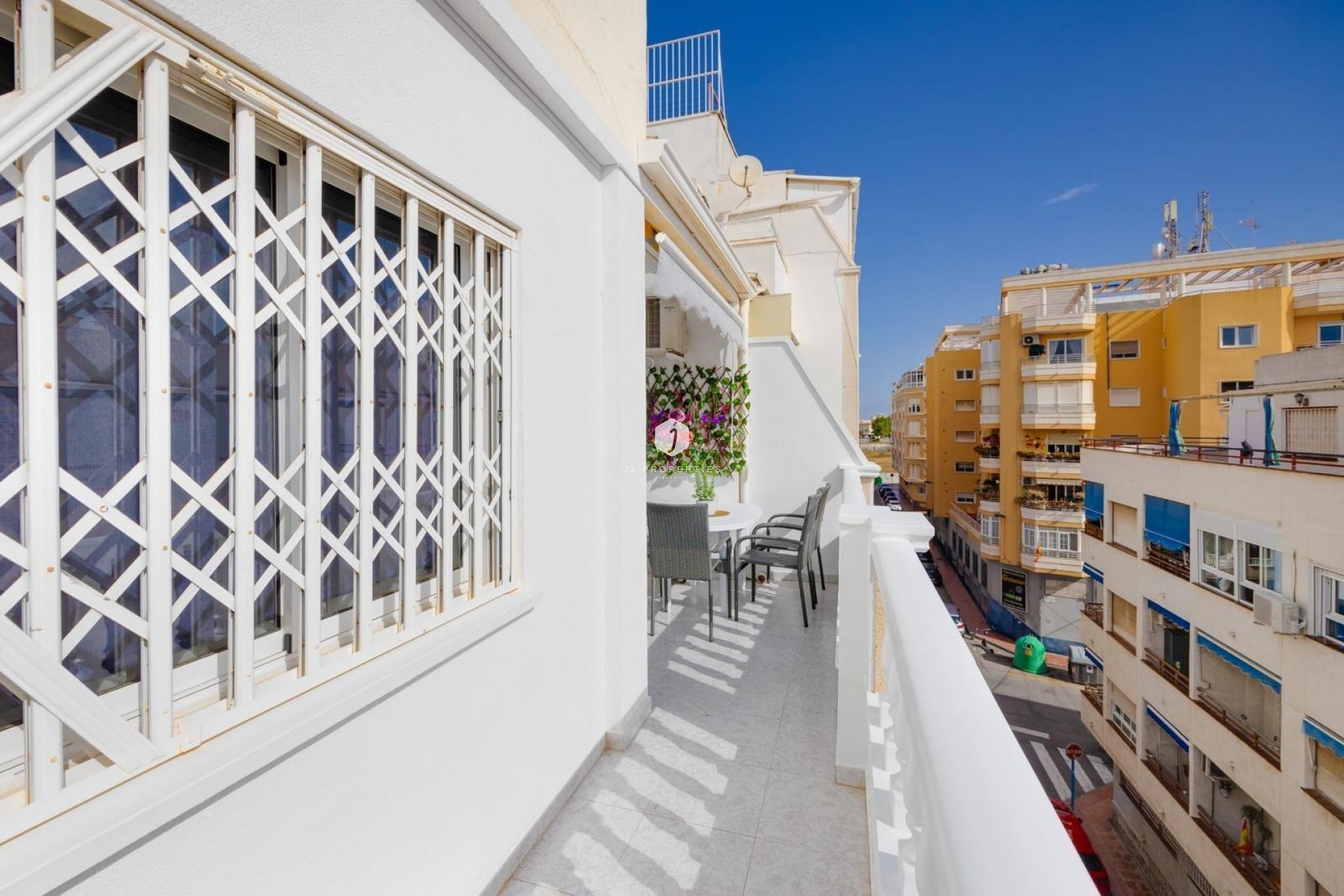Tweedehands - Appartement / flat -
Torrevieja - Estacion de autobuses
