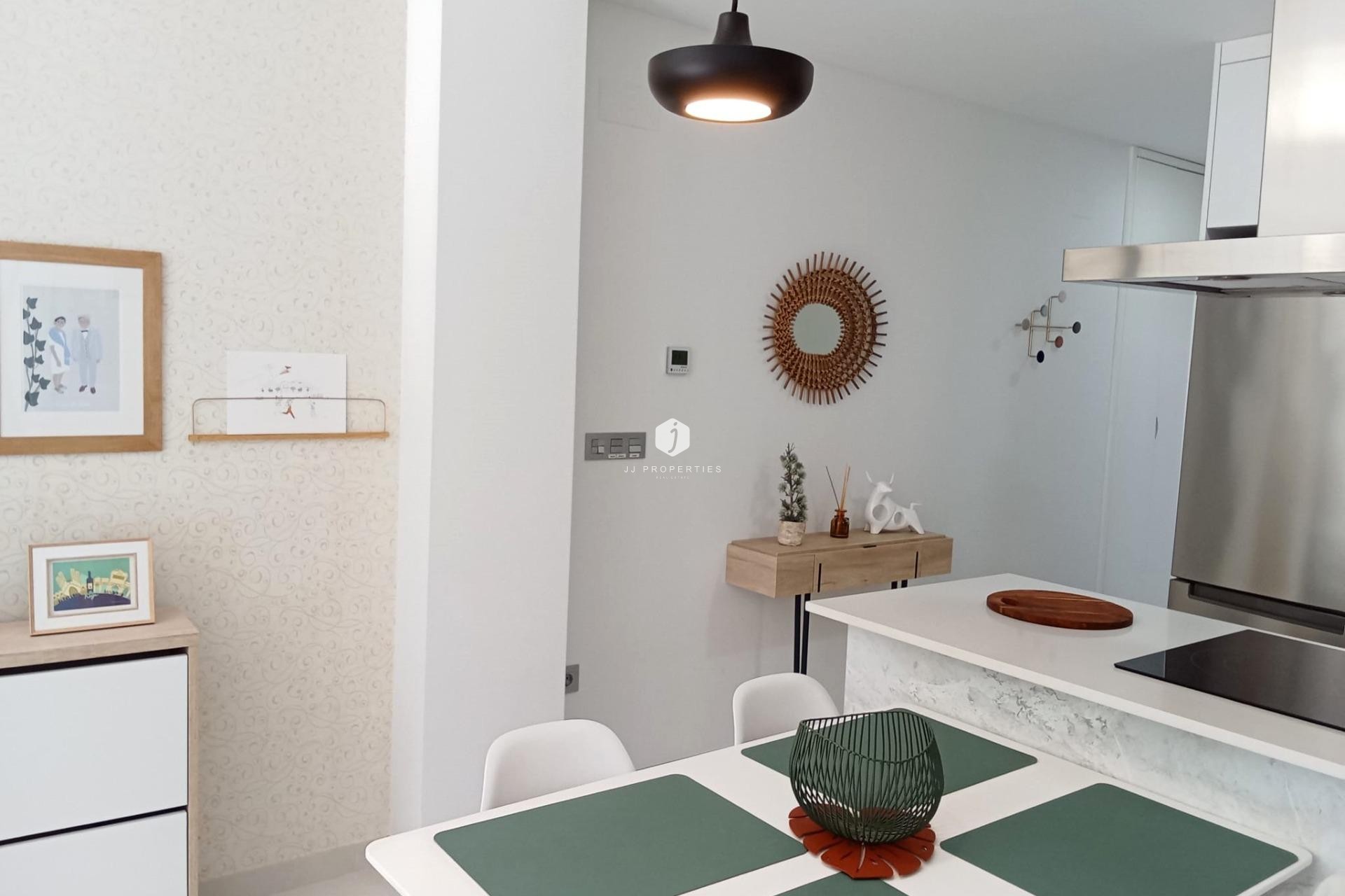 Tweedehands - Appartement / flat -
Torrevieja - Estacion de autobuses