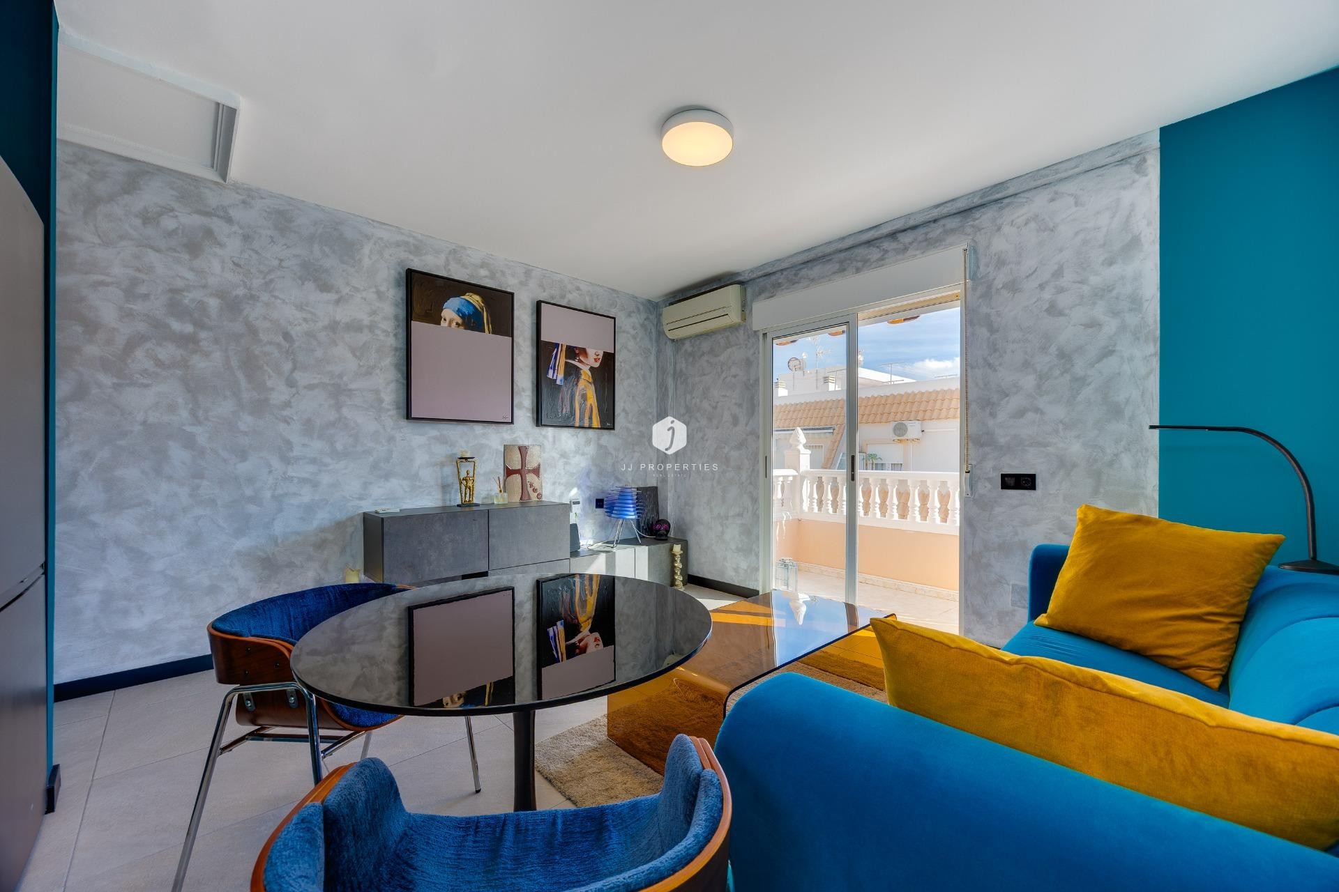 Tweedehands - Appartement / flat -
Torrevieja - Estacion de autobuses