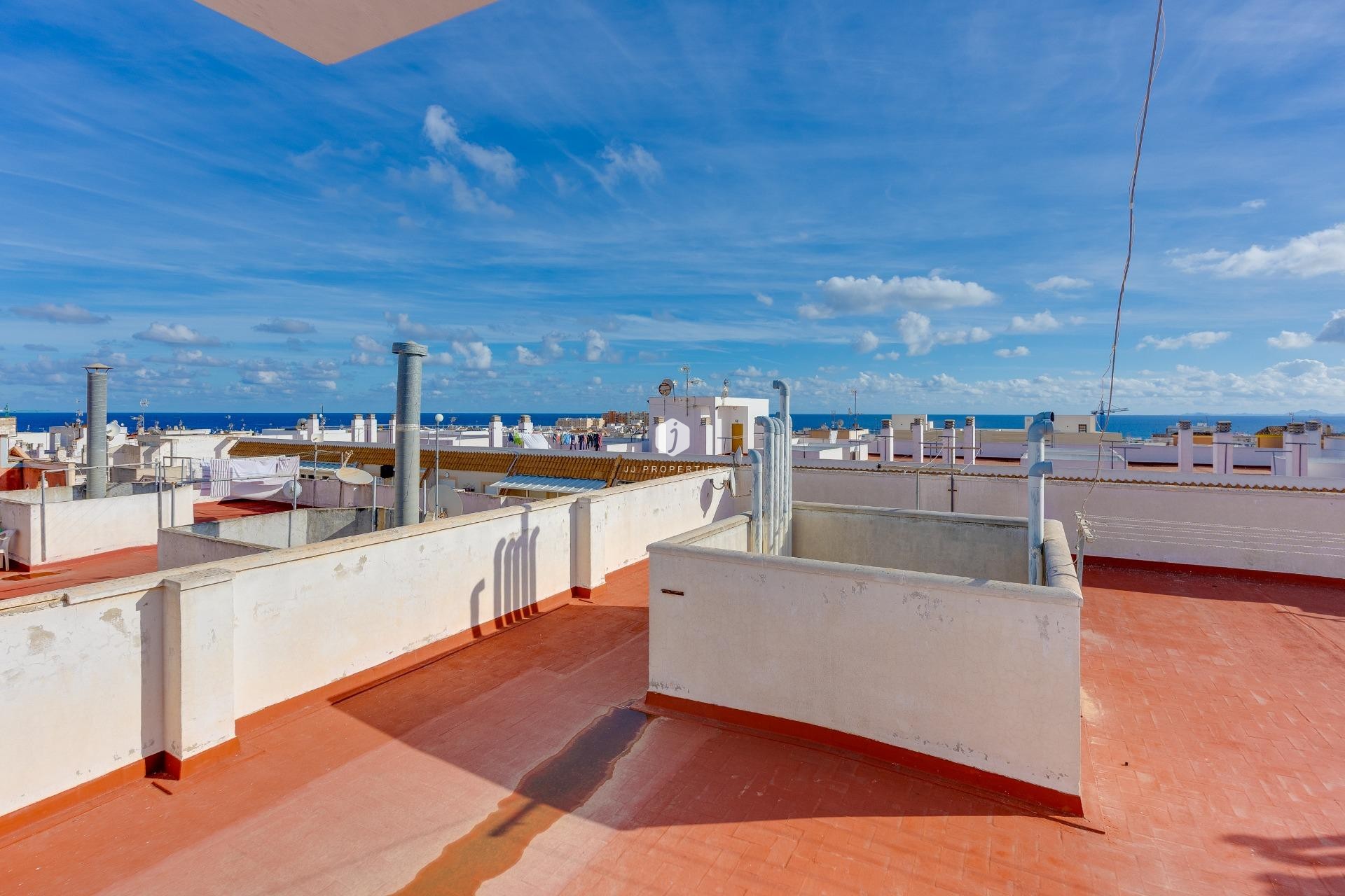 Tweedehands - Appartement / flat -
Torrevieja - Estacion de autobuses