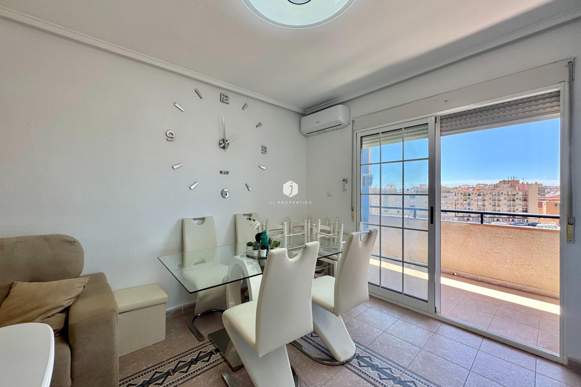 Tweedehands - Appartement / flat -
Torrevieja - Gaspar Perrelló