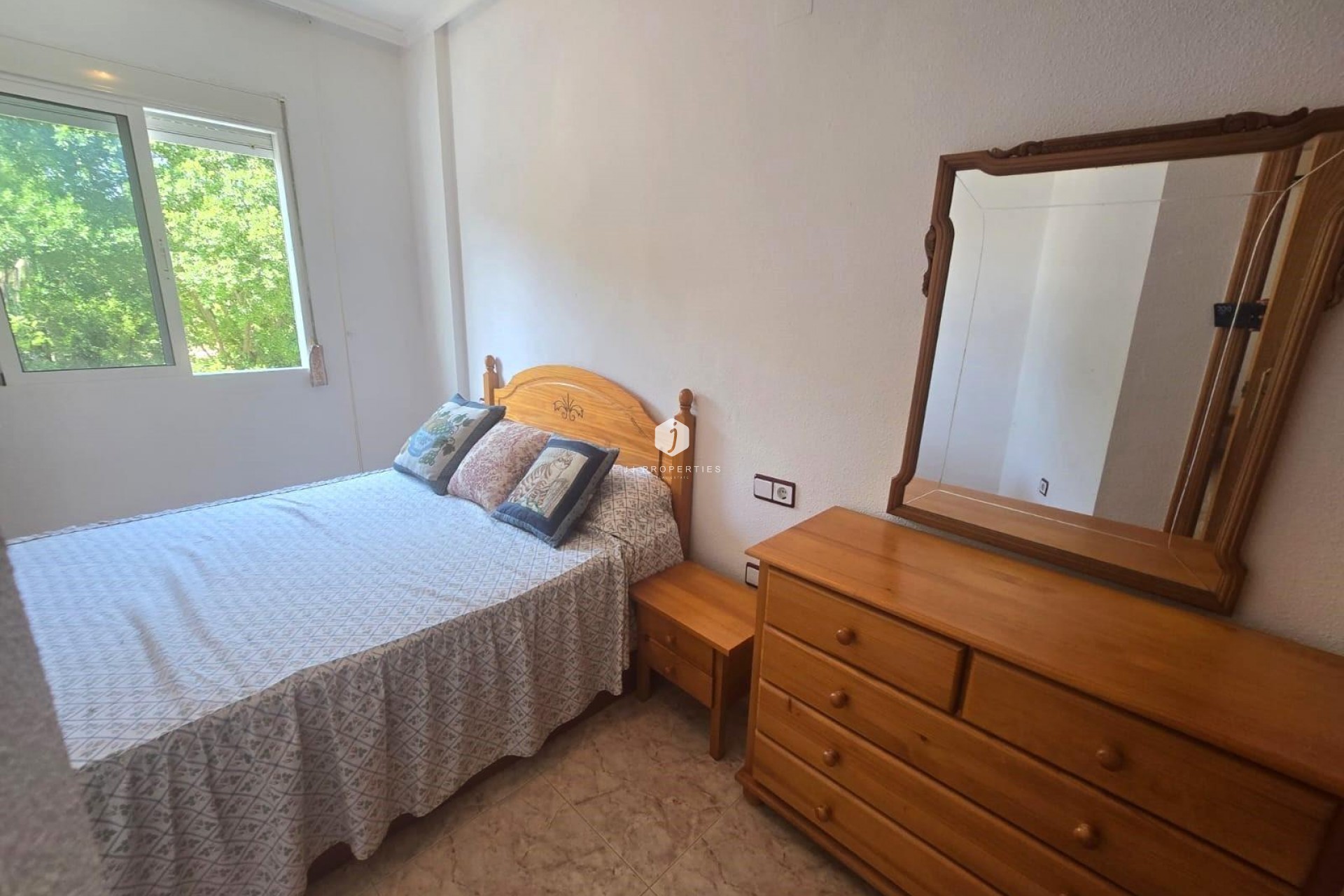 Tweedehands - Appartement / flat -
Torrevieja - Habaneras