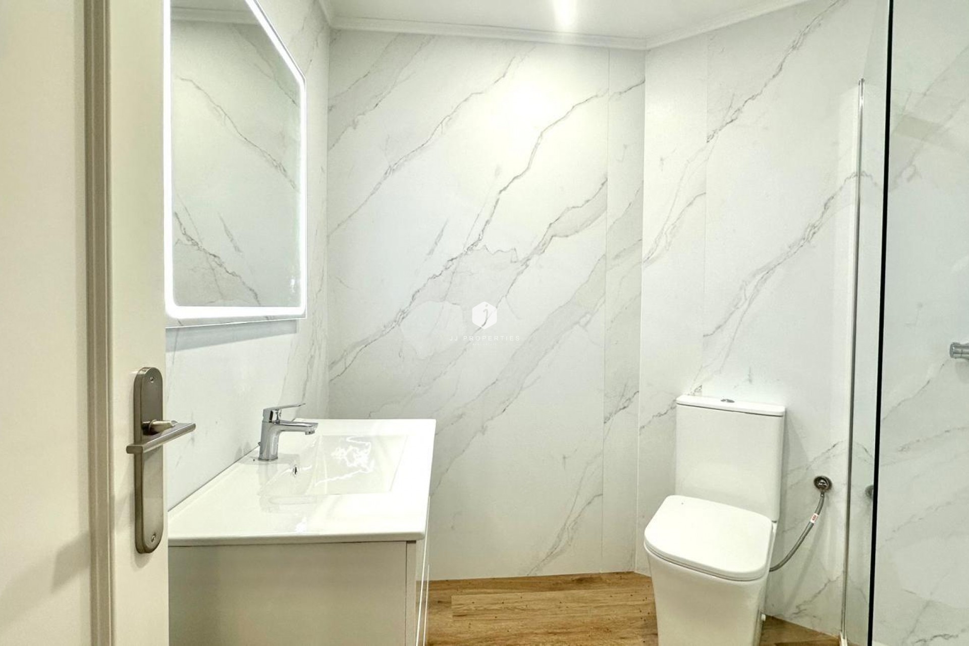 Tweedehands - Appartement / flat -
Torrevieja - La Mata Pueblo