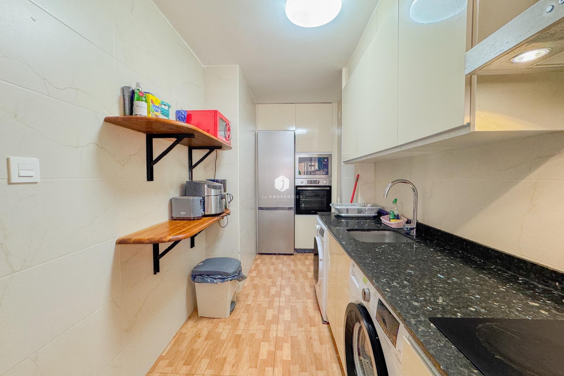 Tweedehands - Appartement / flat -
Torrevieja - La Mata Pueblo