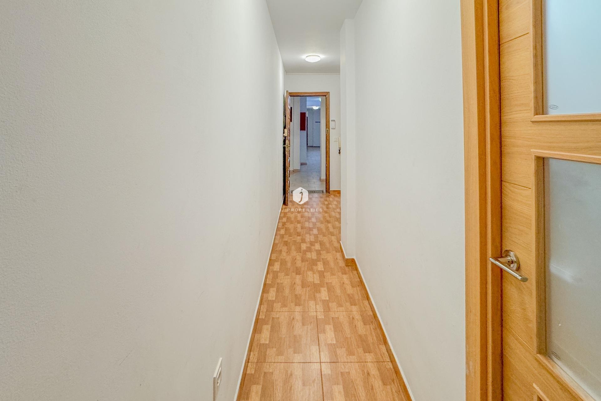 Tweedehands - Appartement / flat -
Torrevieja - La Mata Pueblo