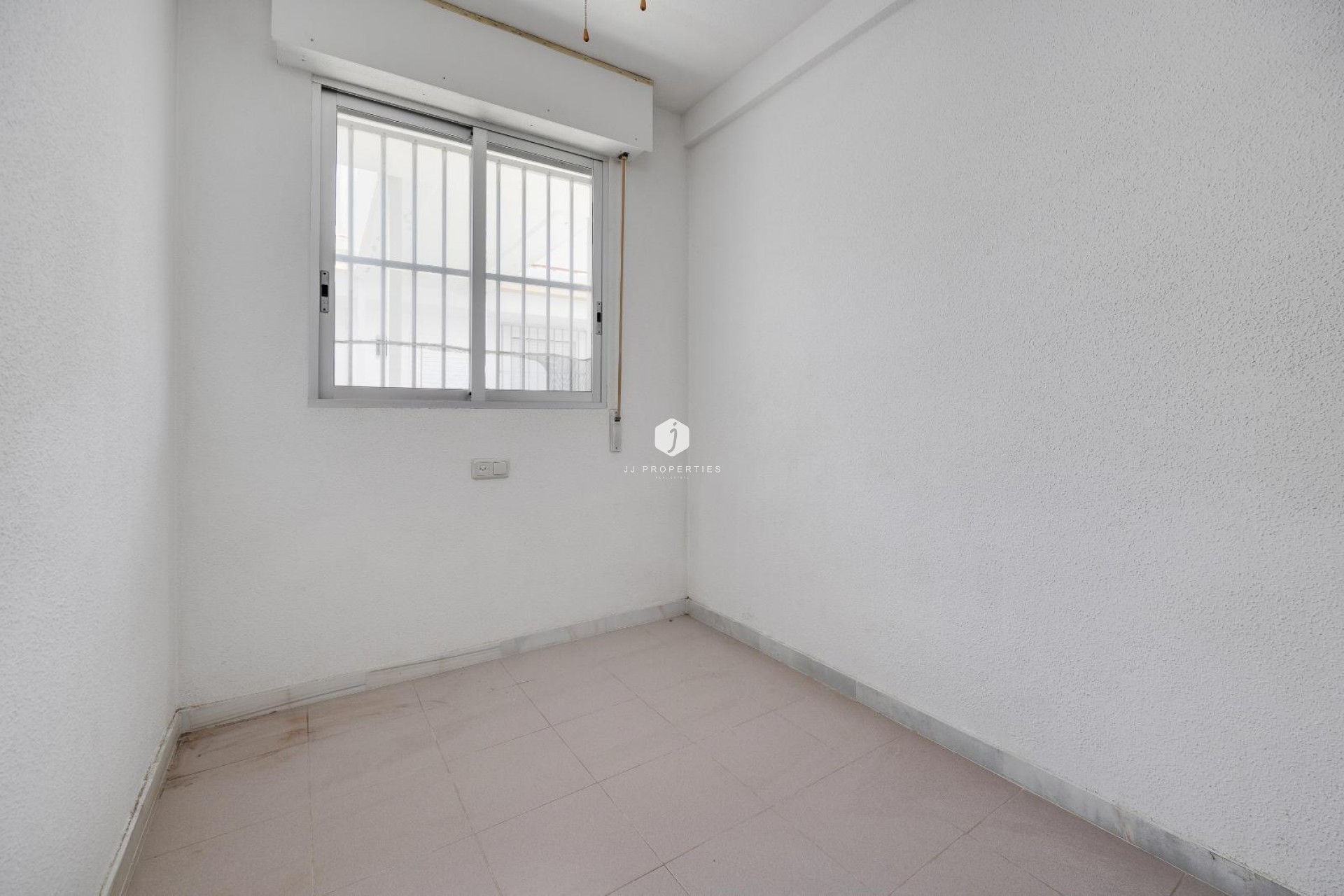 Tweedehands - Appartement / flat -
Torrevieja - La Mata Pueblo